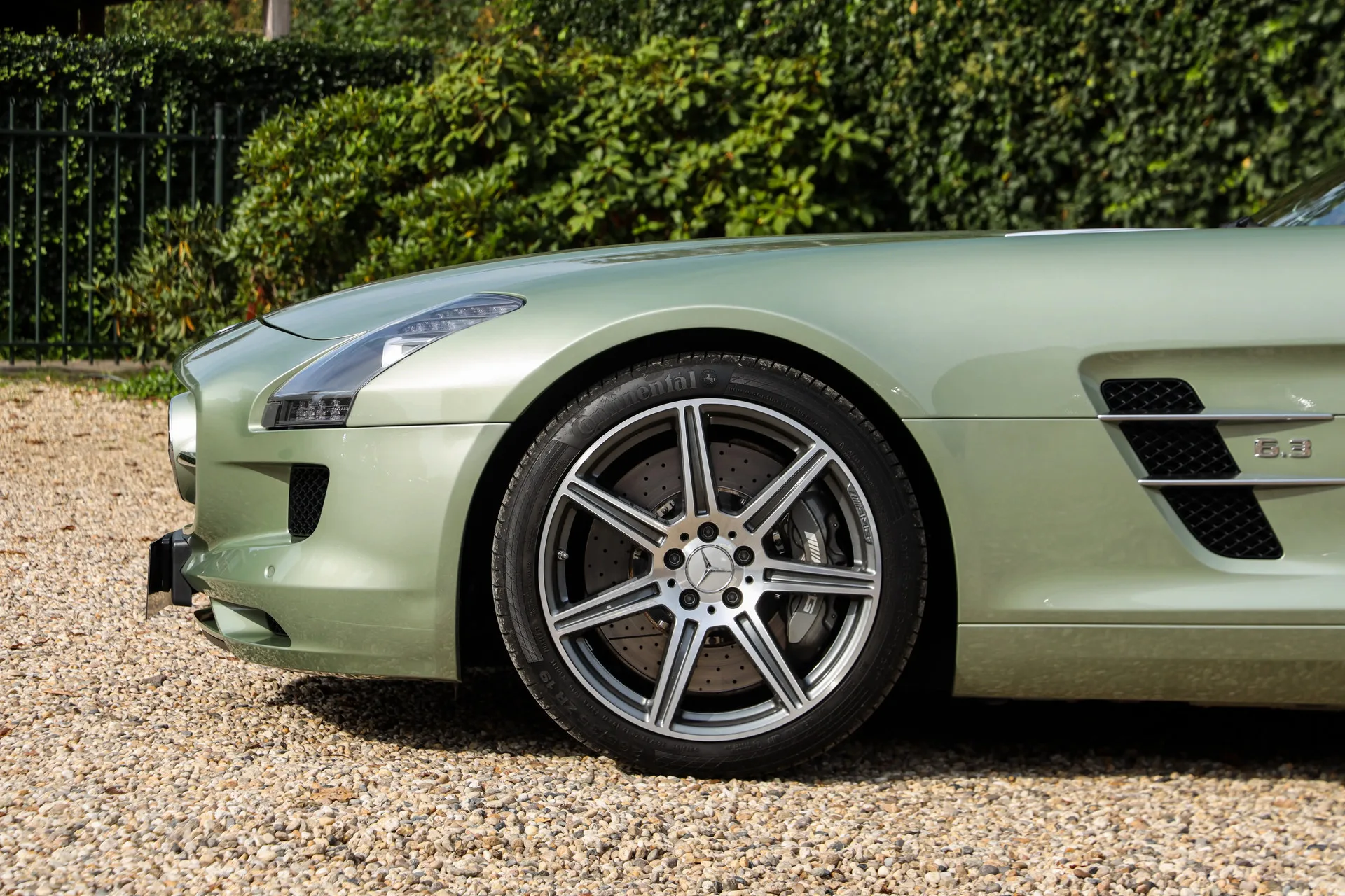 2011 Mercedes-AMG SLS, 16/30