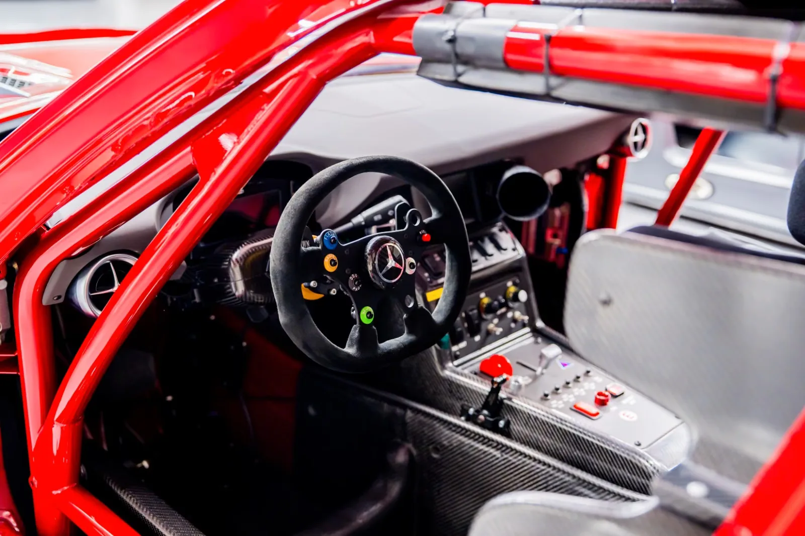 2011 Mercedes-AMG SLS GT3, 16/30