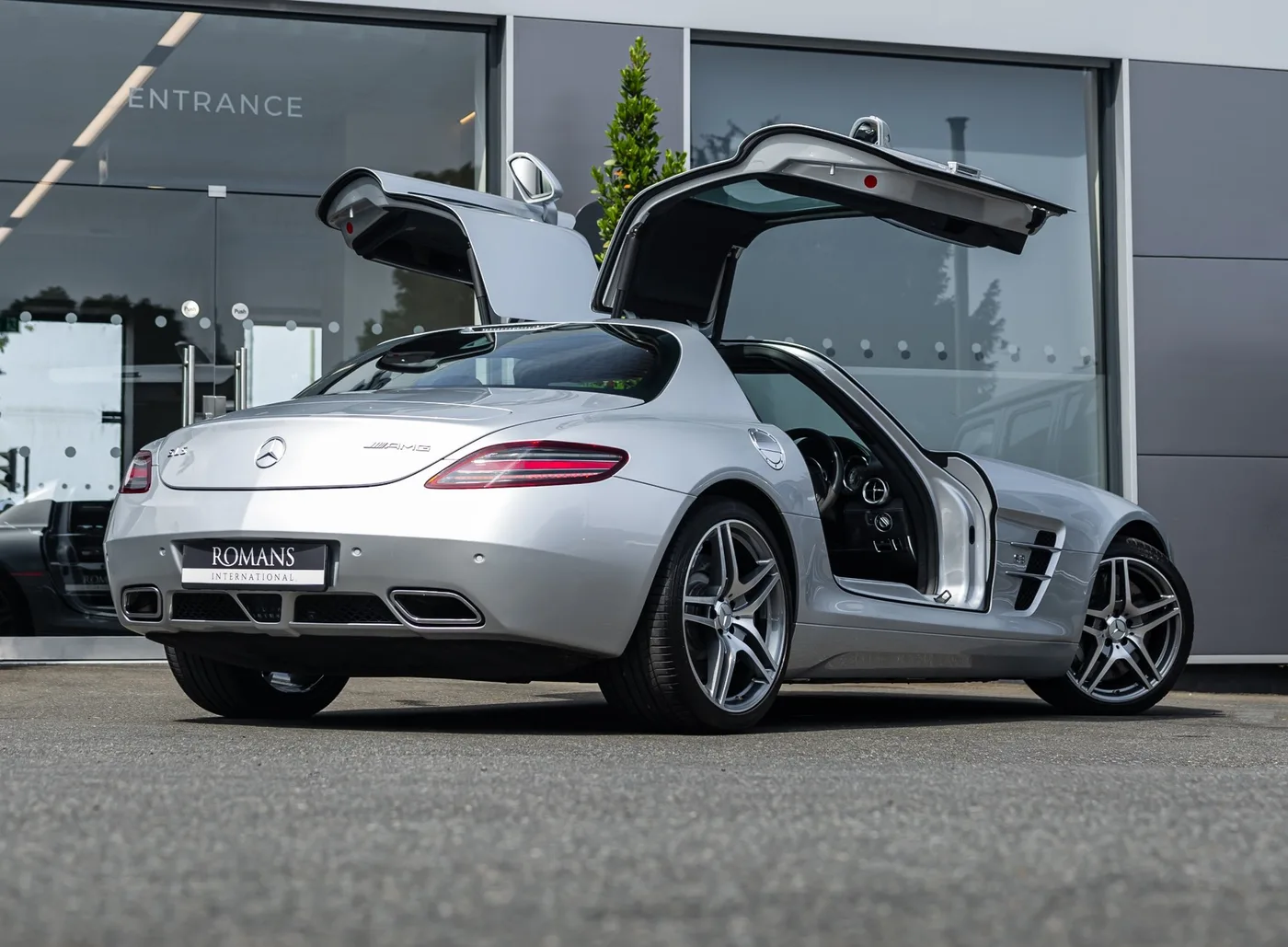 2011 Mercedes-AMG SLS angeboten von einem Fachhändler in Banstead, Vereinigtes Königreich, Foto 4 von 25