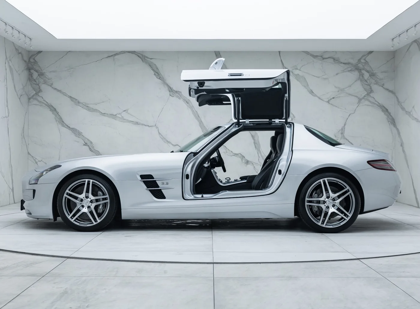 2011 Mercedes-AMG SLS angeboten von einem Fachhändler in Banstead, Vereinigtes Königreich, Foto 11 von 25