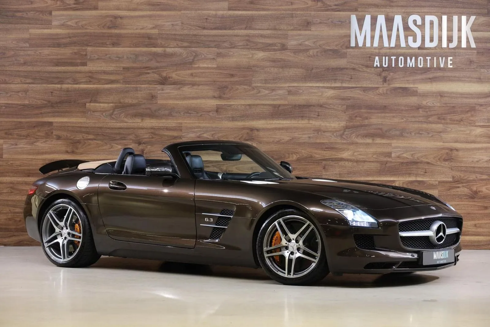 2011 Mercedes-AMG SLS Roadster, 4/30