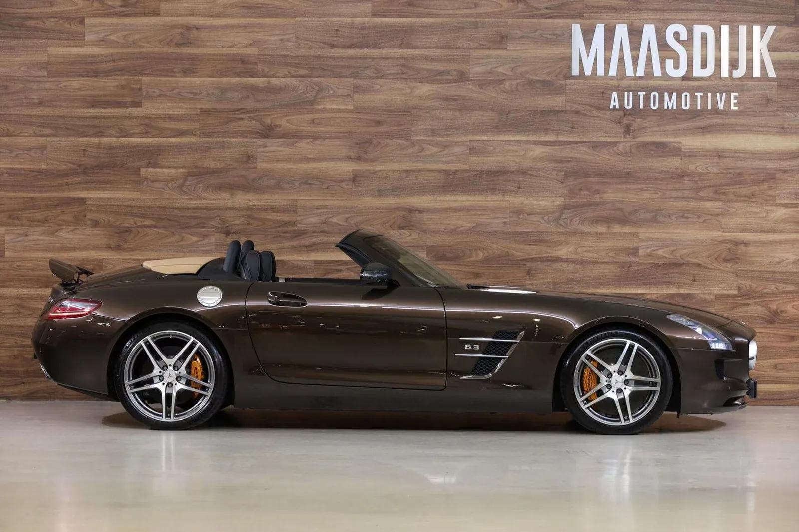 2011 Mercedes-AMG SLS Roadster, 5/30