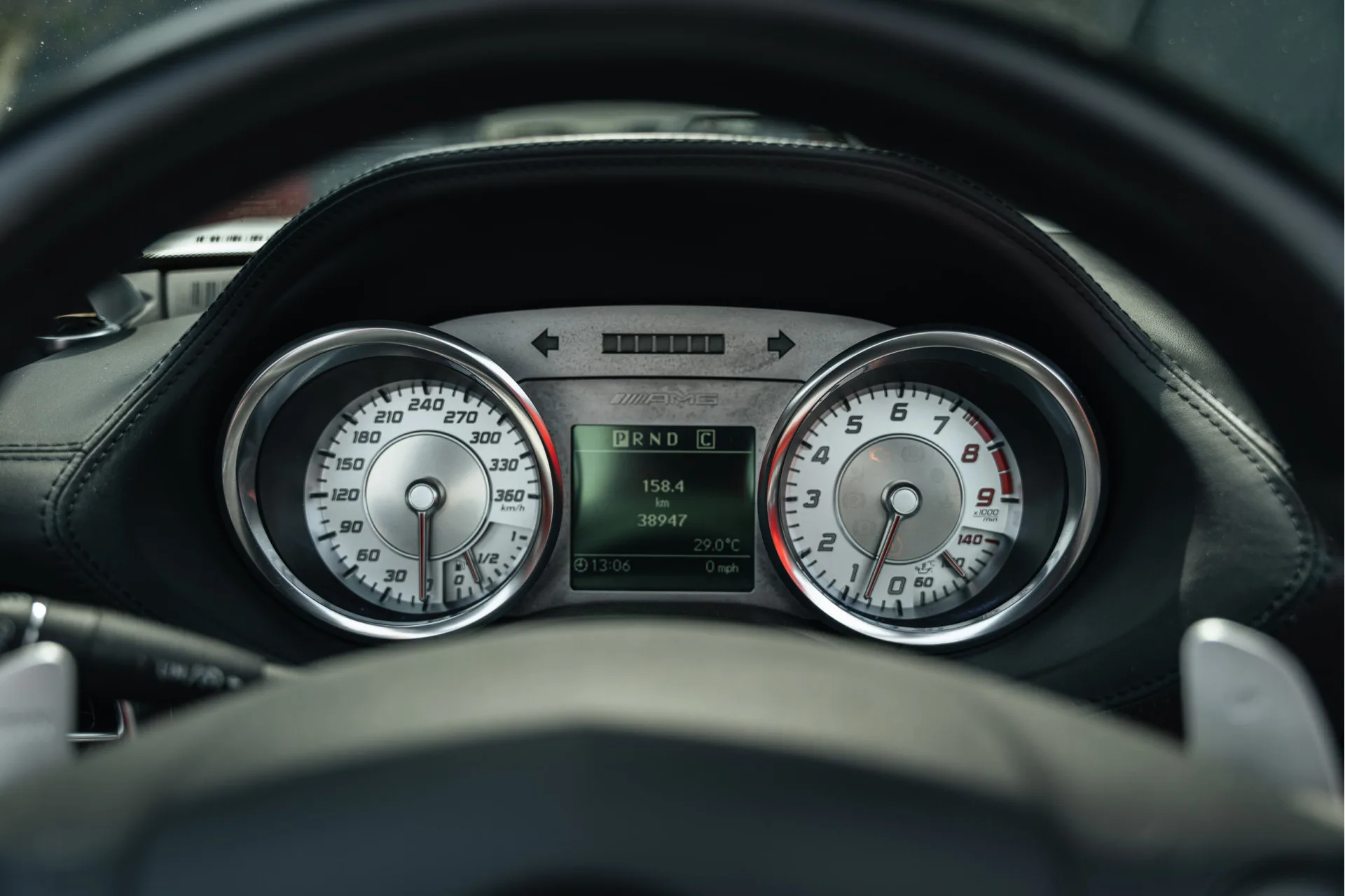 2011 Mercedes-AMG SLS Roadster, 4/30