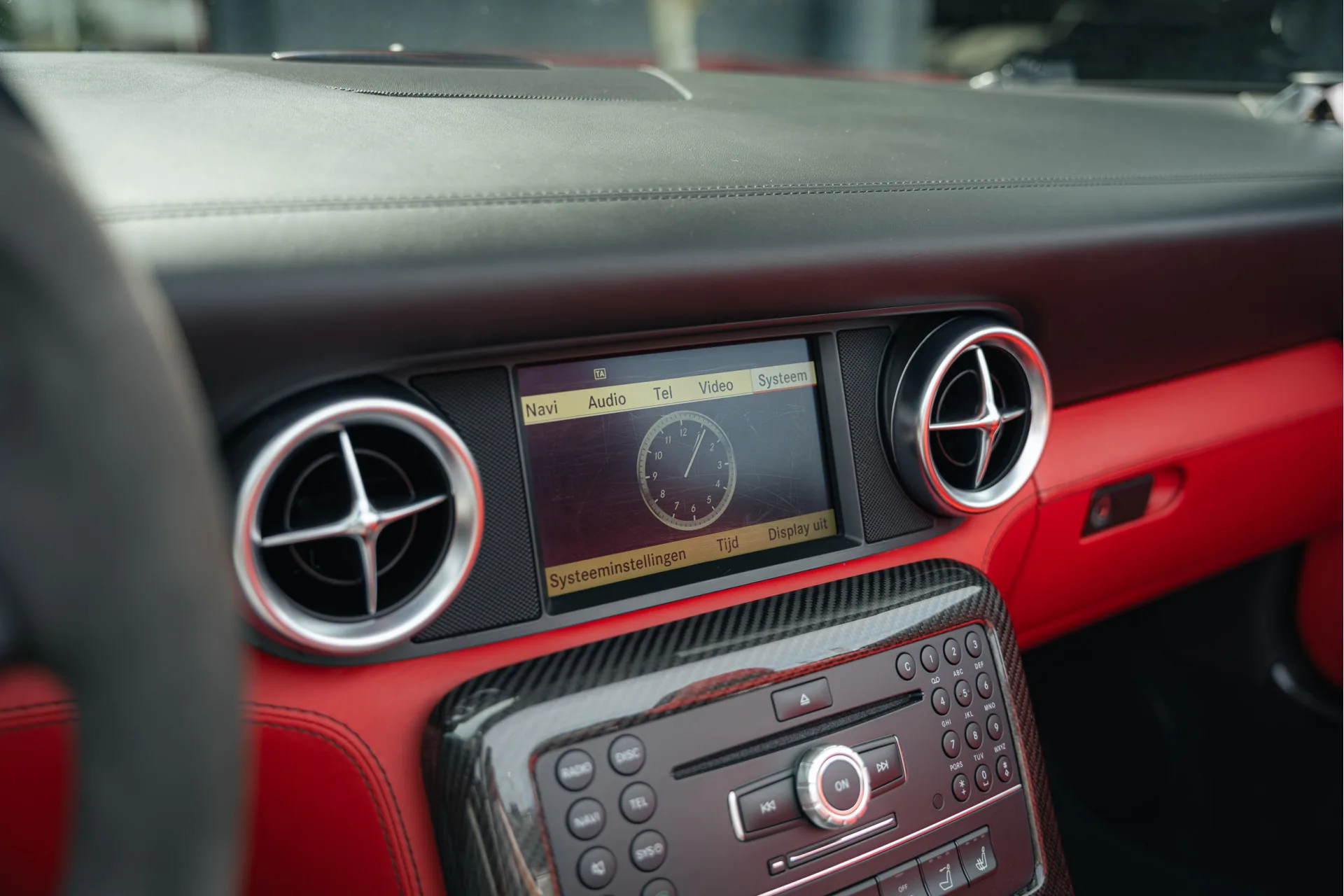 2011 Mercedes-AMG SLS Roadster, 7/30