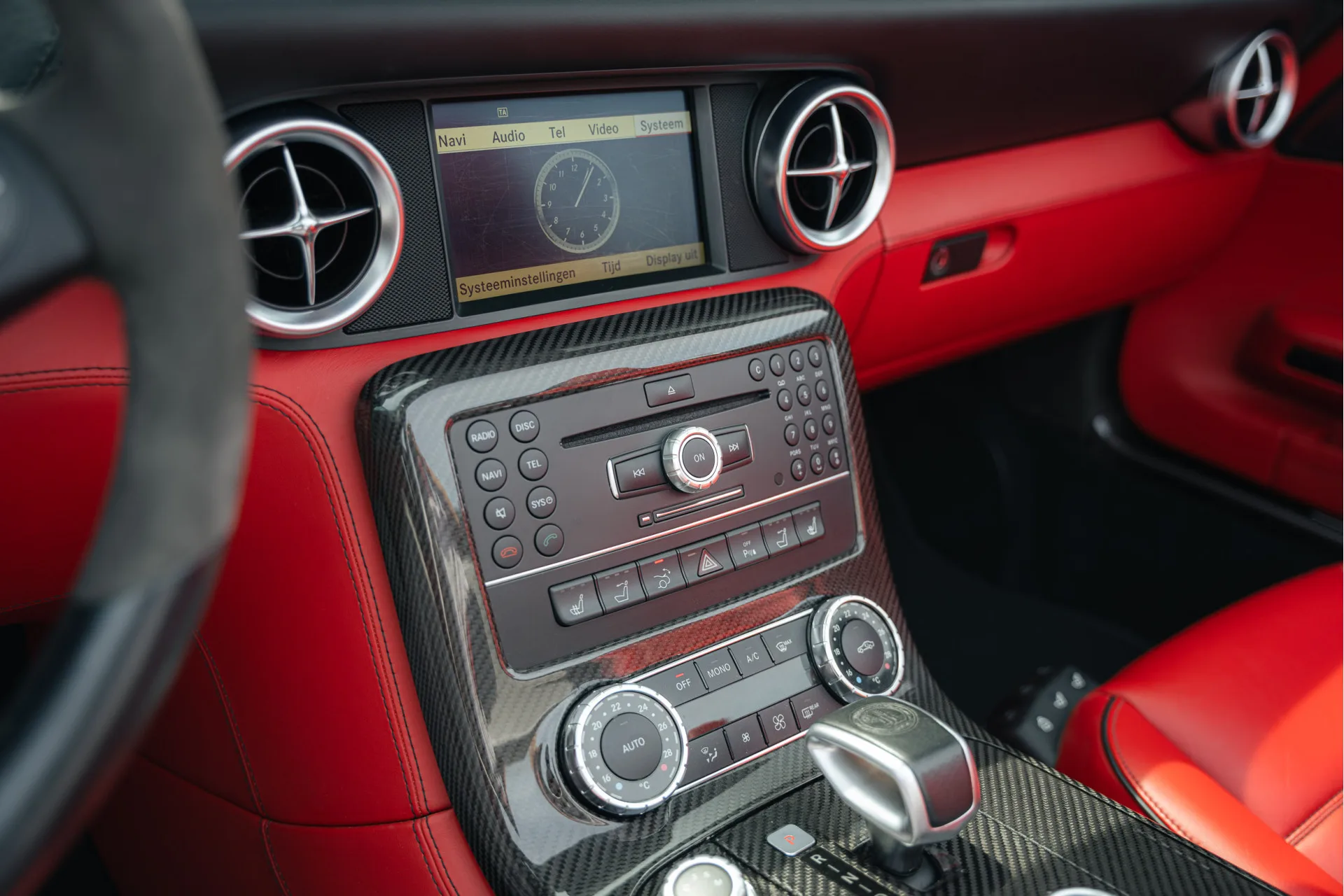 2011 Mercedes-AMG SLS Roadster, 8/30