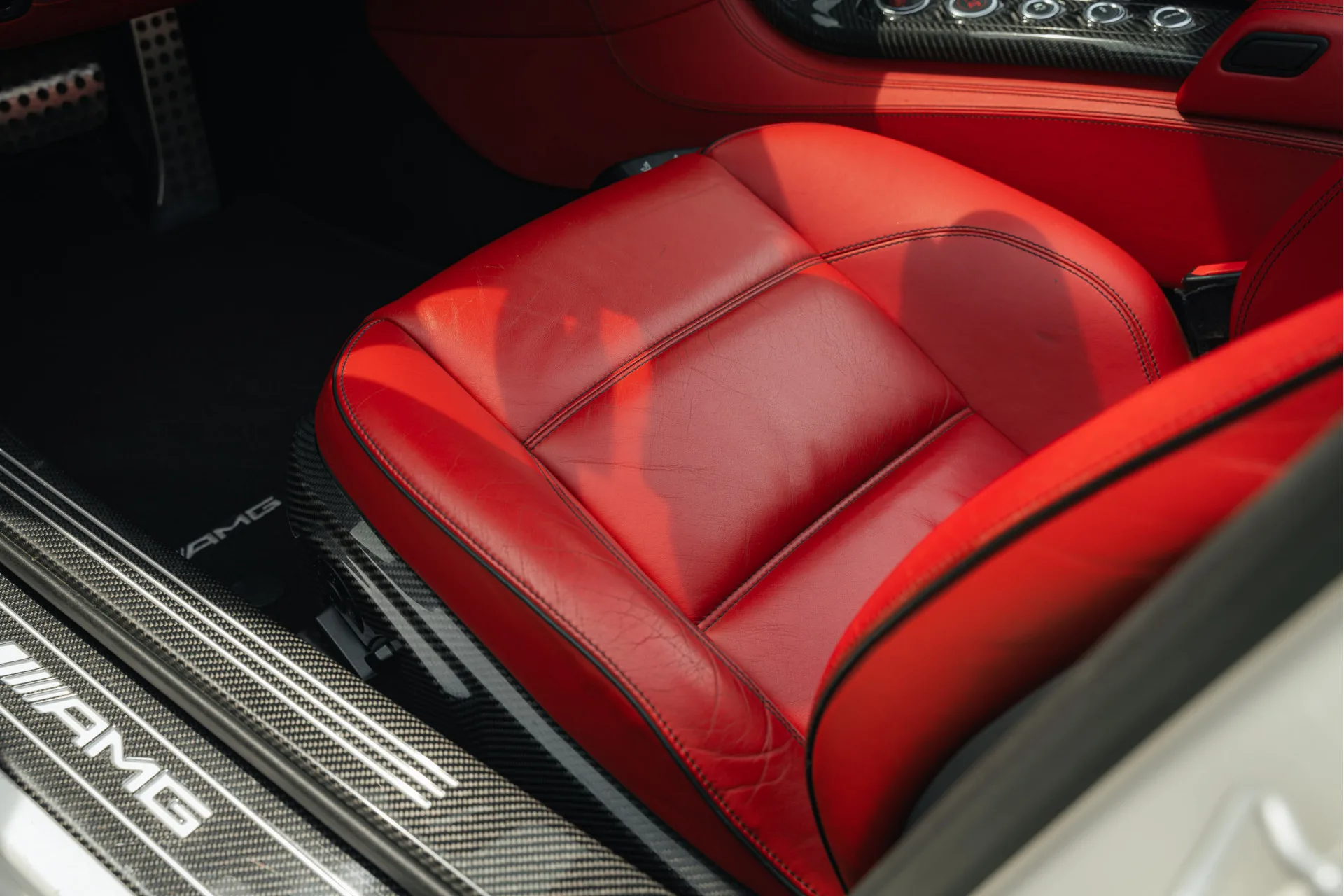 2011 Mercedes-AMG SLS Roadster, 11/30