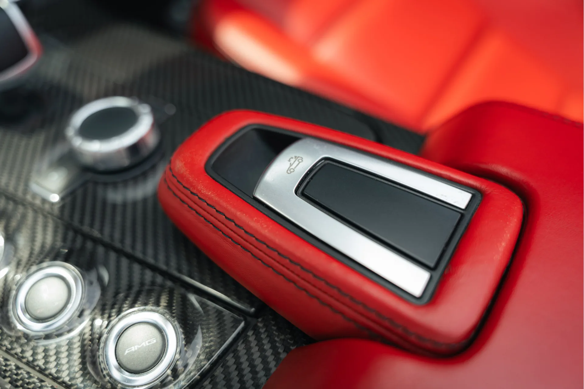 2011 Mercedes-AMG SLS Roadster, 13/30