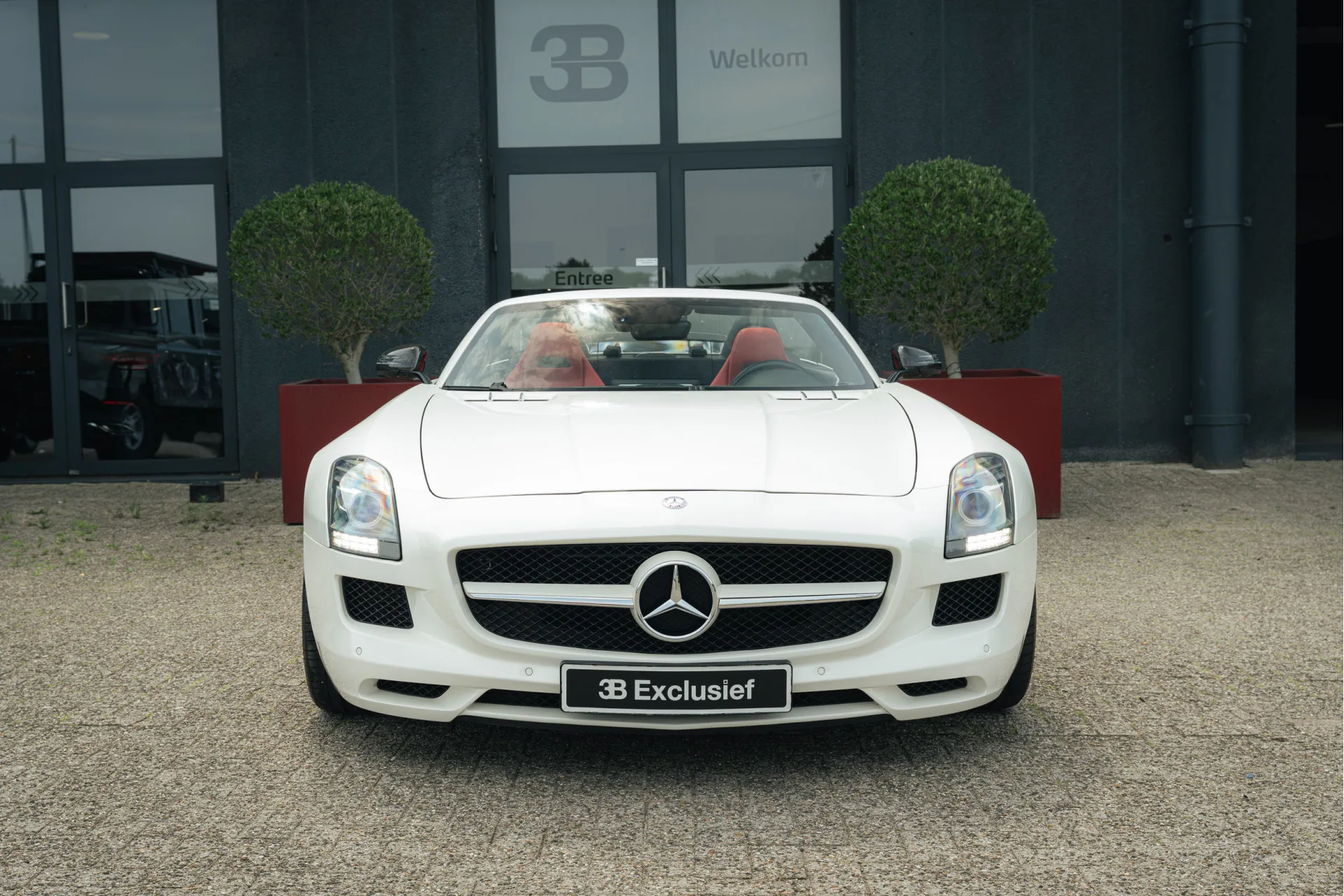 2011 Mercedes-AMG SLS Roadster, 24/30