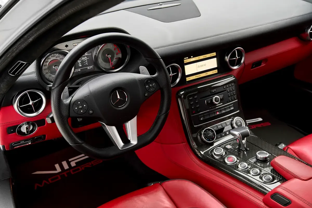 2011 Mercedes-AMG SLS, 10/12