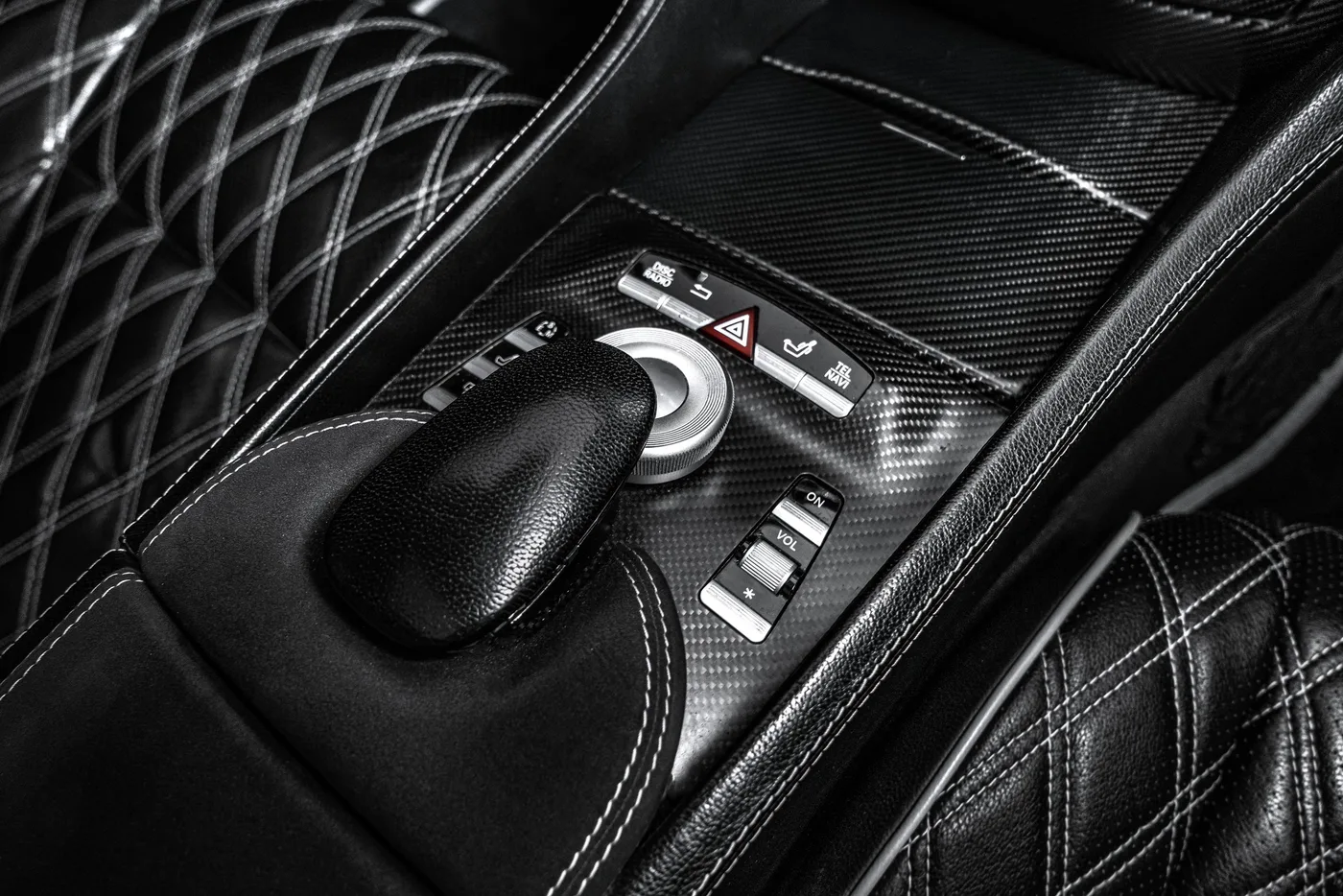 2011 Mercedes-Benz CL 500 4MATIC by Brabus offered by a specialist dealer in Ostrava, Czechia, photo 18 of 25