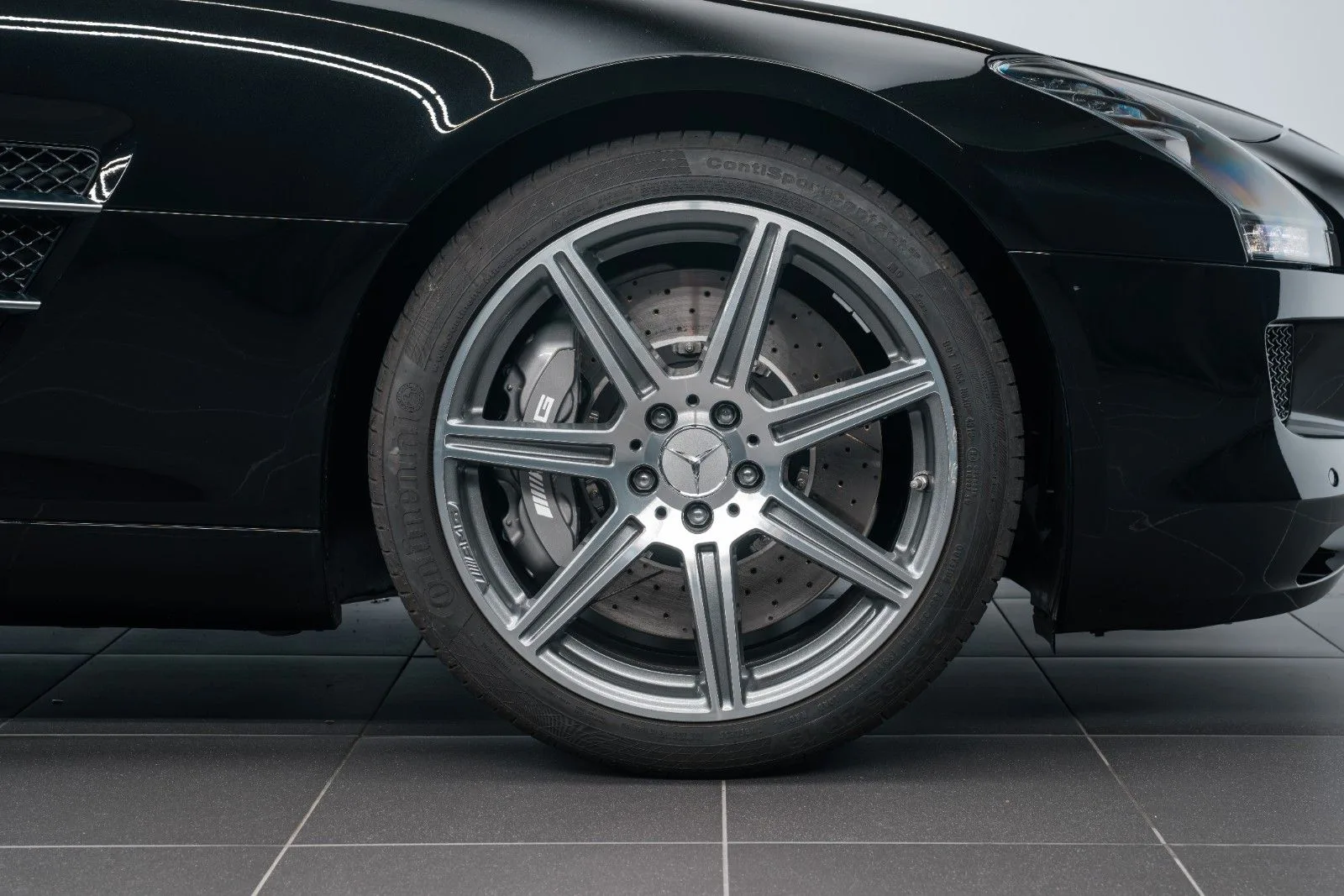 2011 Mercedes-Benz SLS AMG, 10/25