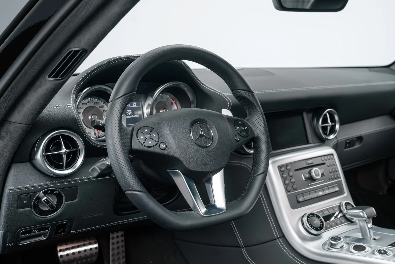 2011 Mercedes-Benz SLS AMG, 12/25