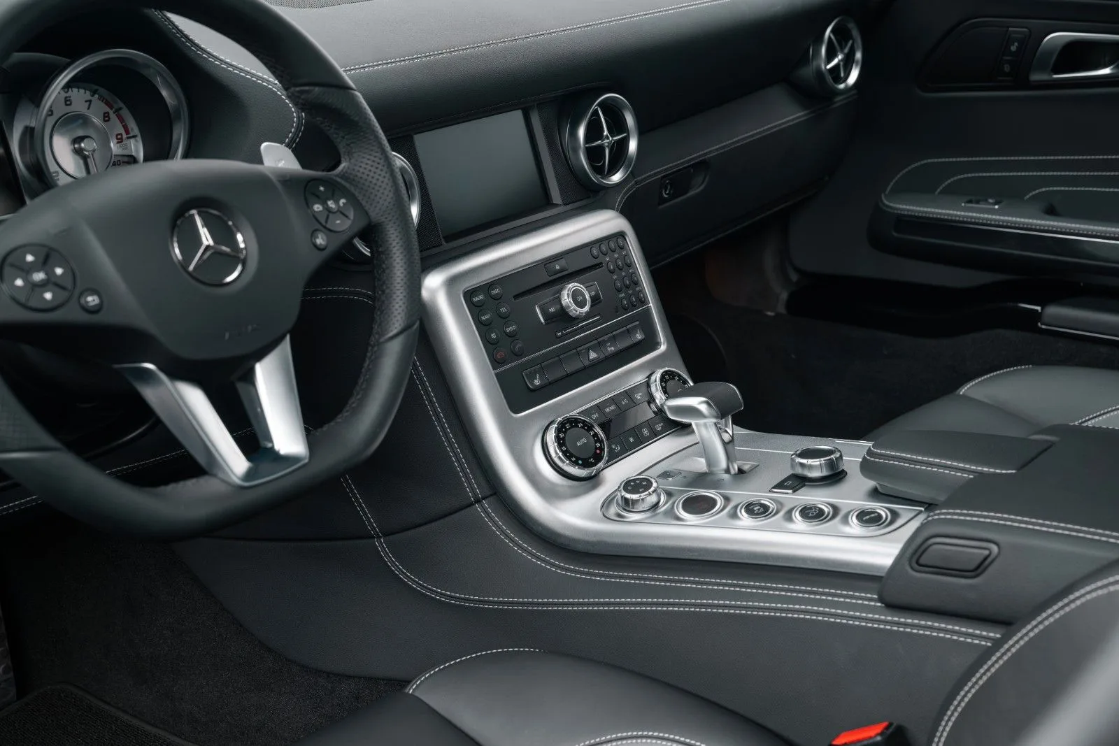 2011 Mercedes-Benz SLS AMG, 13/25