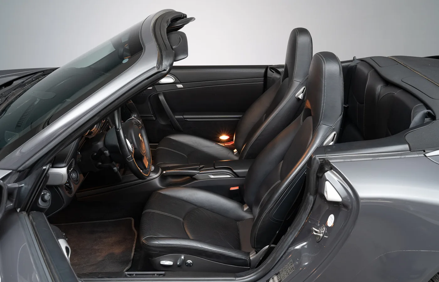2011 Porsche 911 Carrera 4 Cabriolet 997.2, 16/30