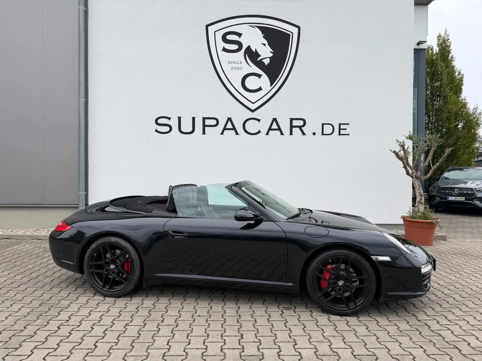2011 Porsche 911 Carrera S Cabriolet, 14/25