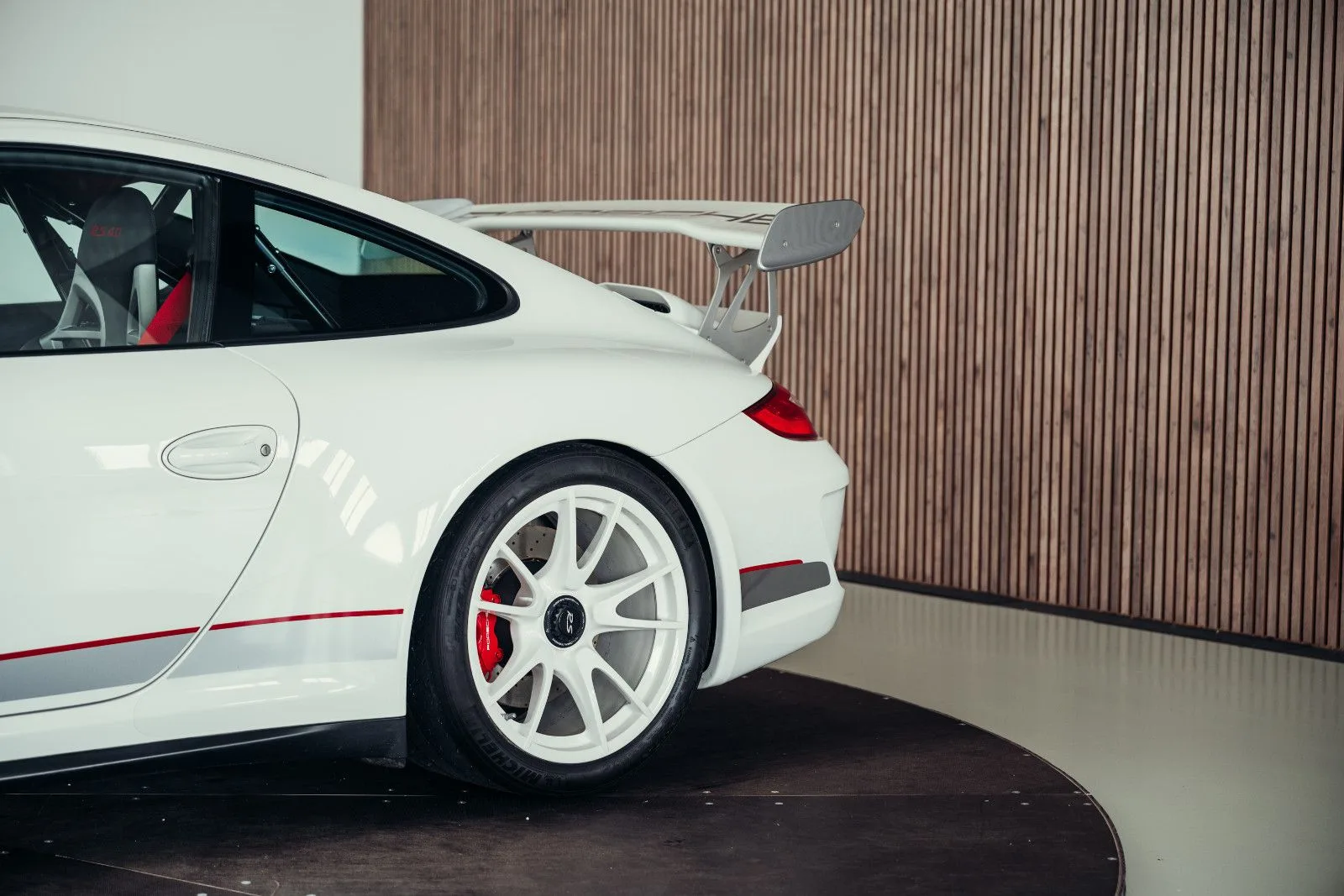 2011 Porsche 911 GT3 RS 4.0, 12/30