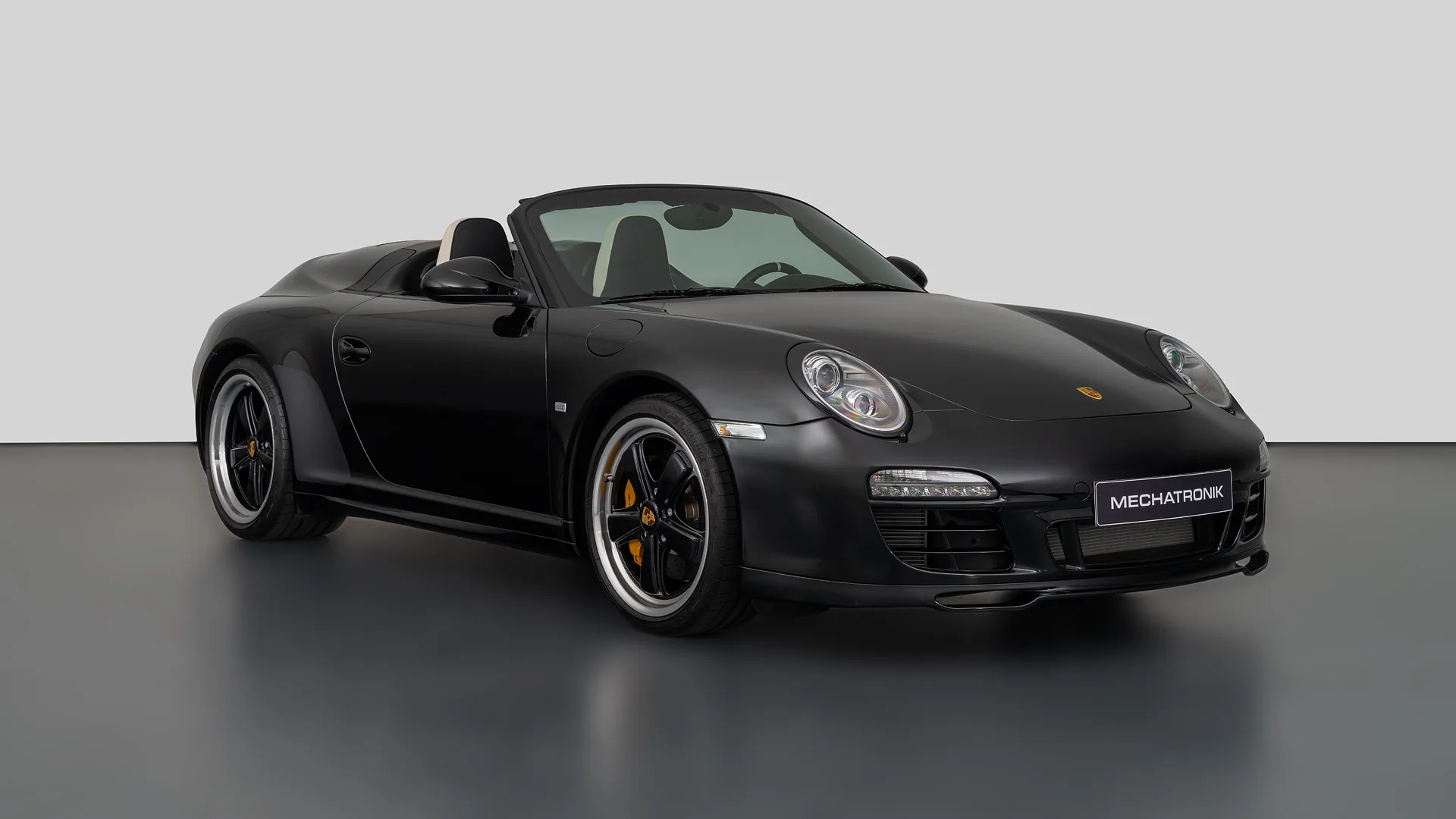 2011 Porsche 911 Speedster proposée par un concessionnaire spécialisé à Pleidelsheim, Allemagne, photo principale
