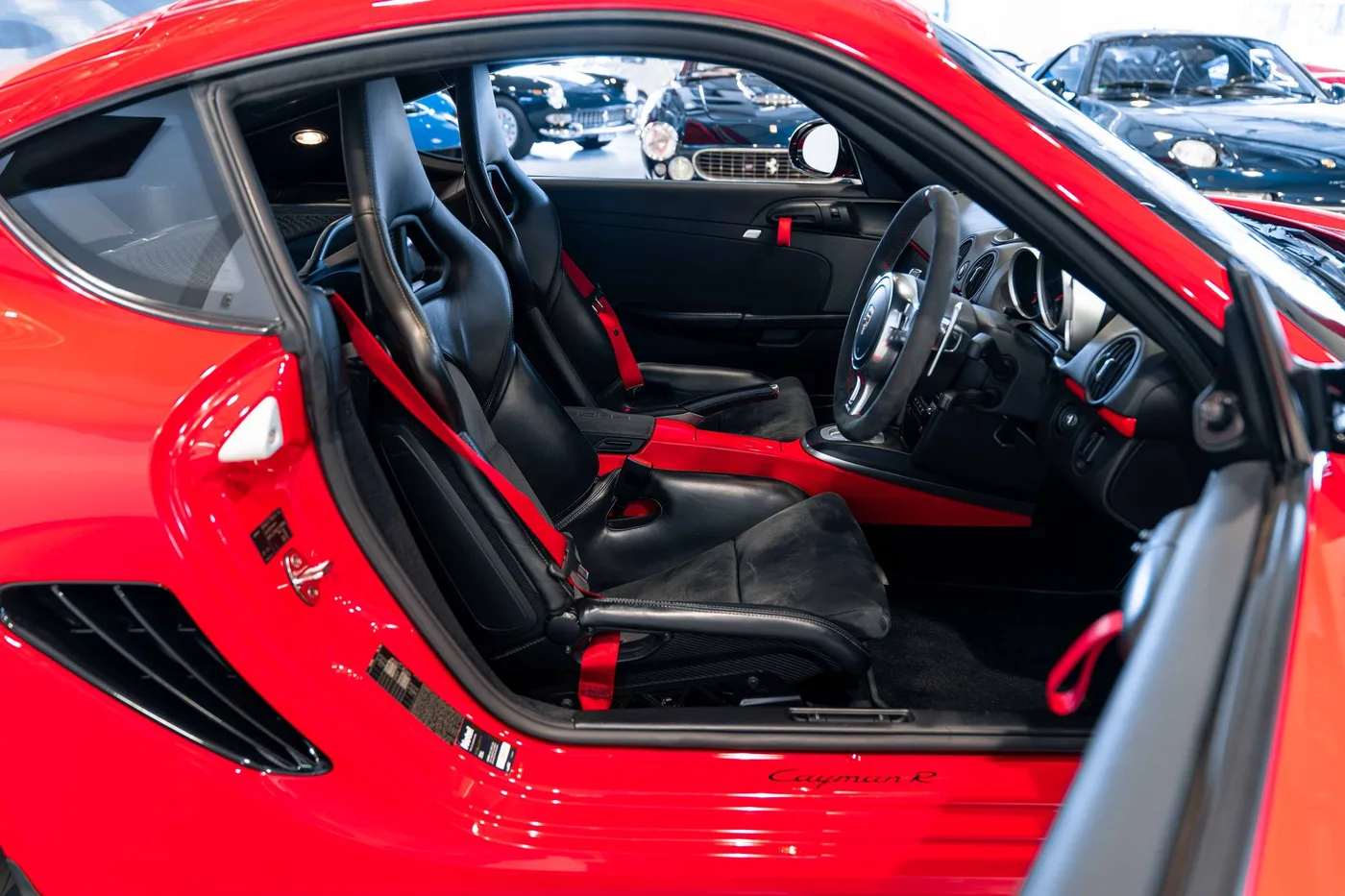 2011 Porsche Cayman R angeboten von einem Oldtimerspezialisten in London, Vereinigtes Königreich, Foto 12 von 19