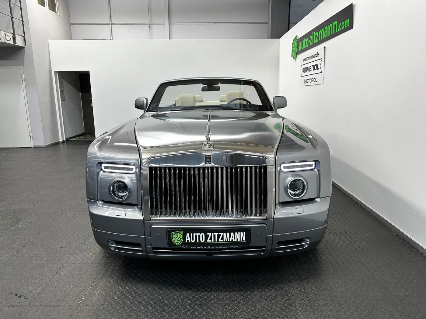 2011 Rolls-Royce Phantom Drophead Coupé angeboten von einem Fachhändler in Nuremberg, Deutschland, Foto 6 von 15