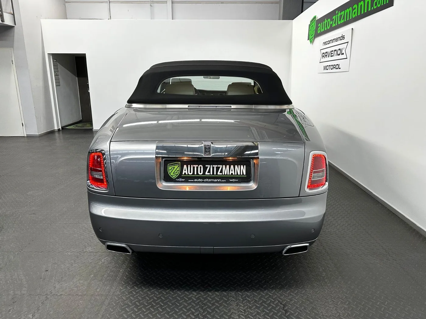 2011 Rolls-Royce Phantom Drophead Coupé angeboten von einem Fachhändler in Nuremberg, Deutschland, Foto 9 von 15