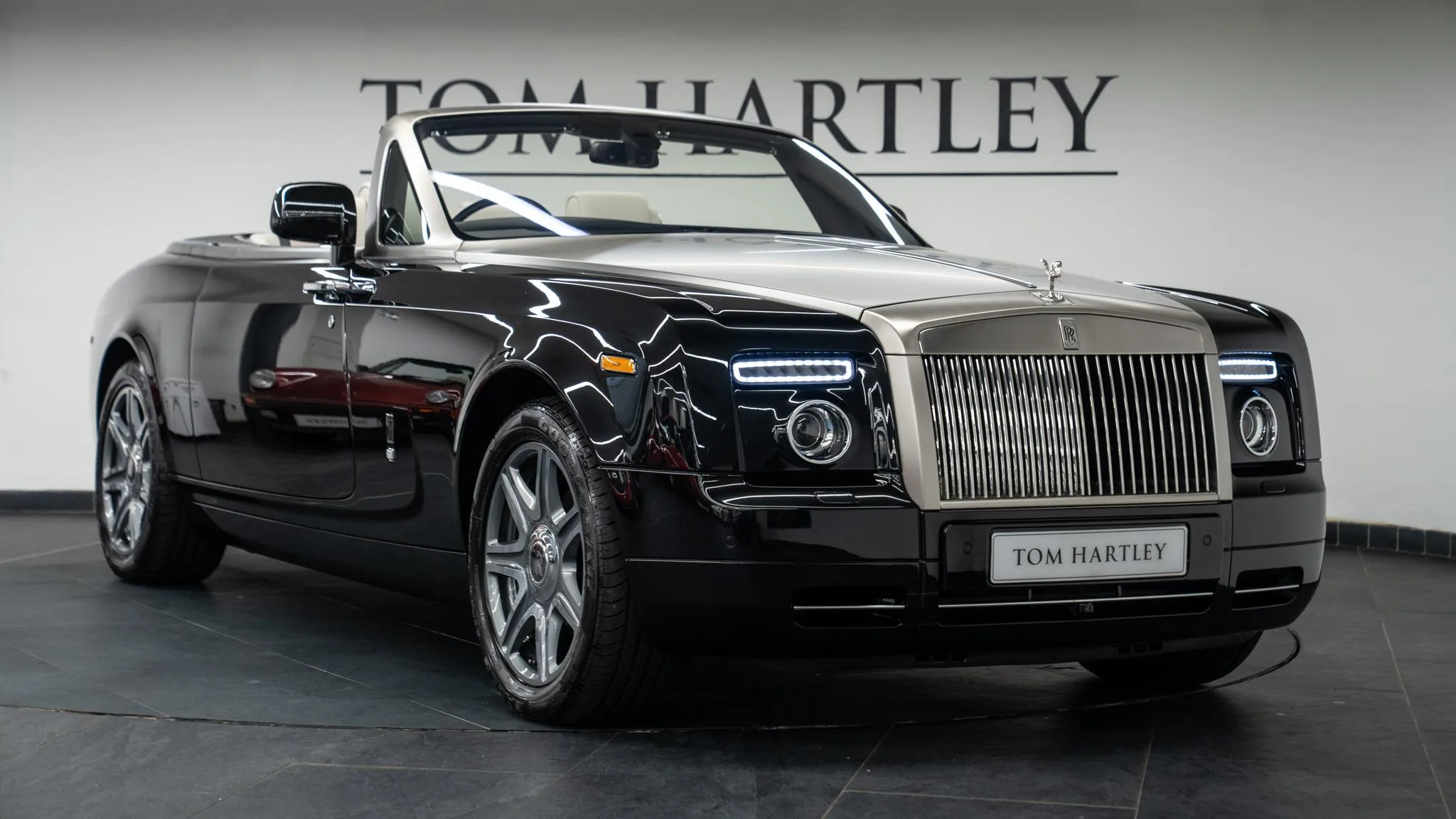 2011 Rolls-Royce Phantom Drophead Coupé angeboten von einem Fachhändler in Swadlincote, Vereinigtes Königreich, Hauptfoto