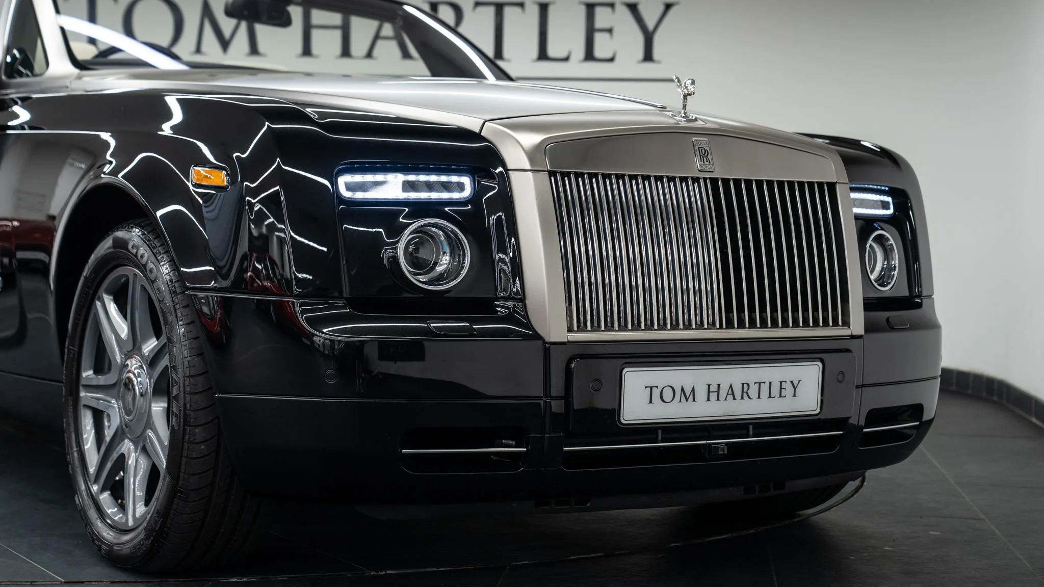 2011 Rolls-Royce Phantom Drophead Coupé, 10/30