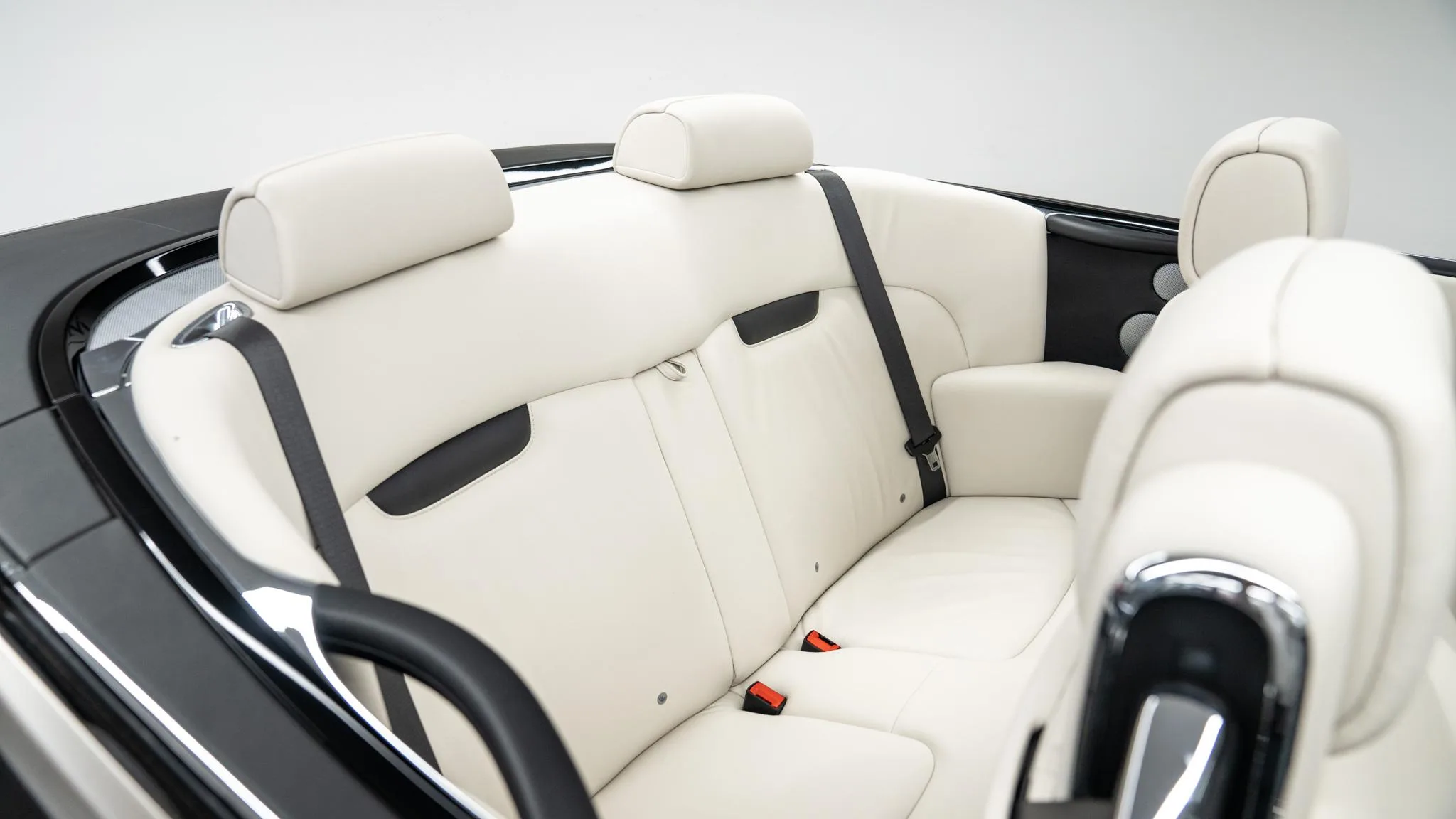 2011 Rolls-Royce Phantom Drophead Coupé, 25/30