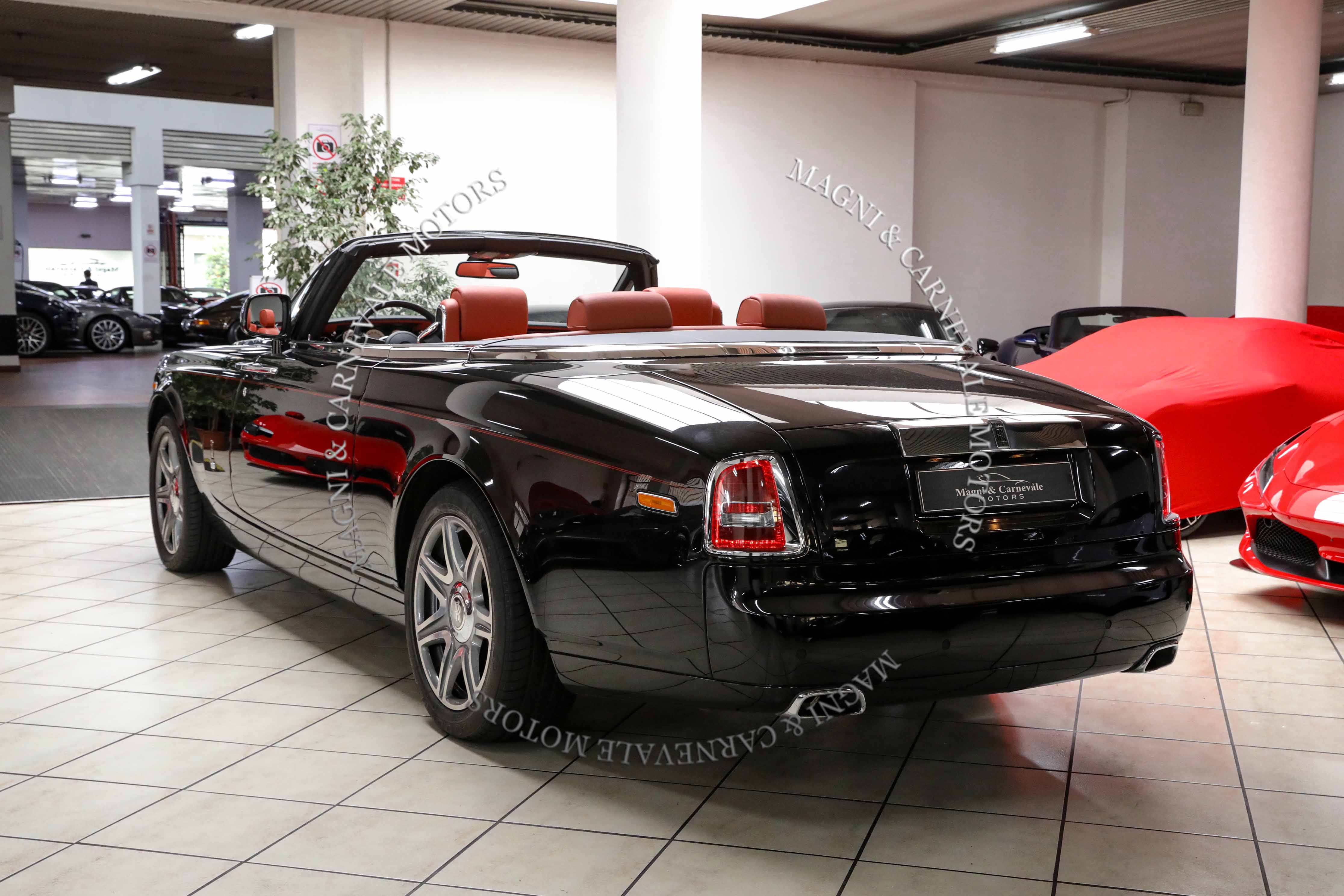 2011 Rolls-Royce Phantom Drophead Coupé angeboten von einem Fachhändler in Milan, Italien, Foto 15 von 20