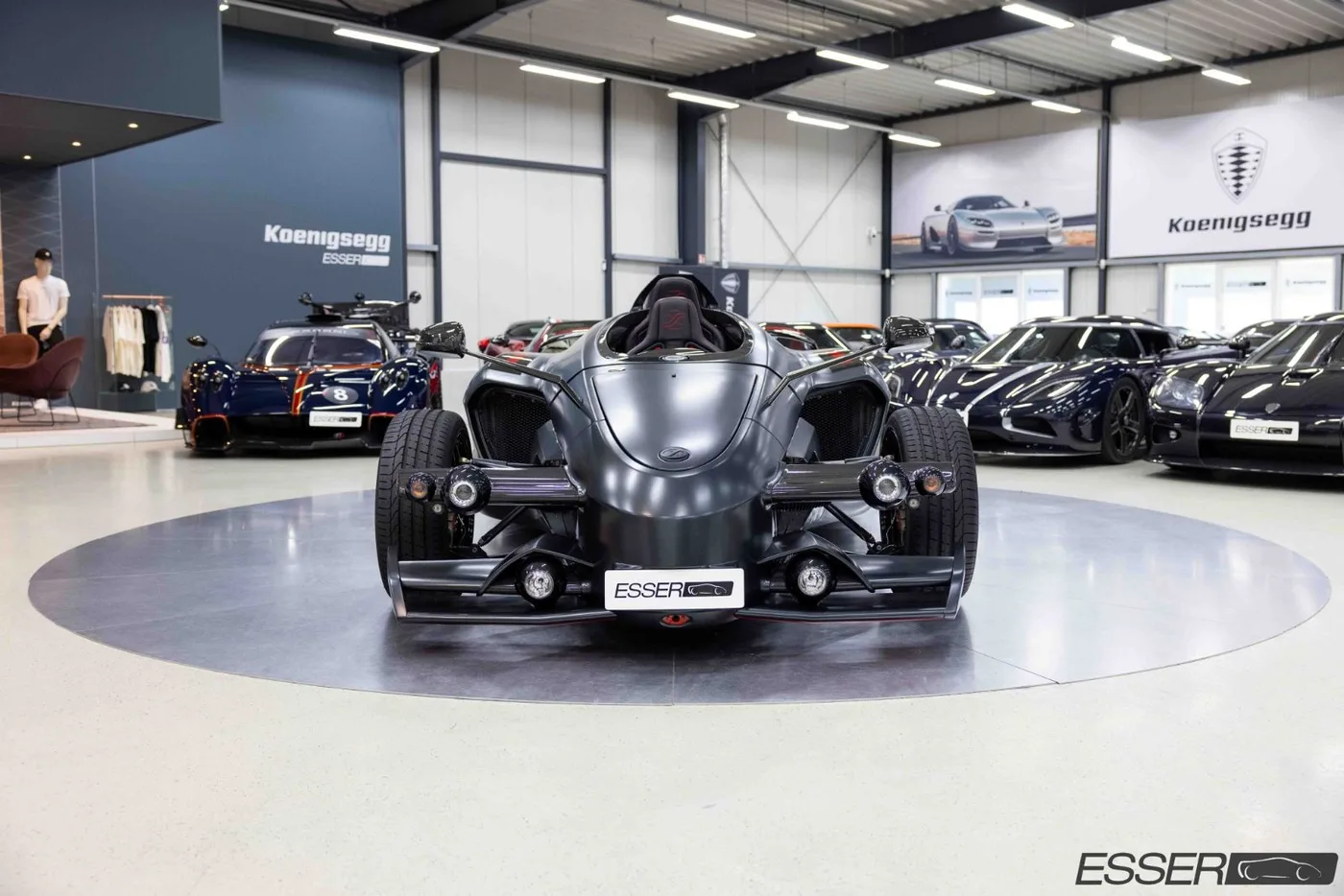 2011 Tramontana R V12 Biturbo angeboten von einem Fachhändler in Alsdorf, Deutschland, Foto 3 von 10