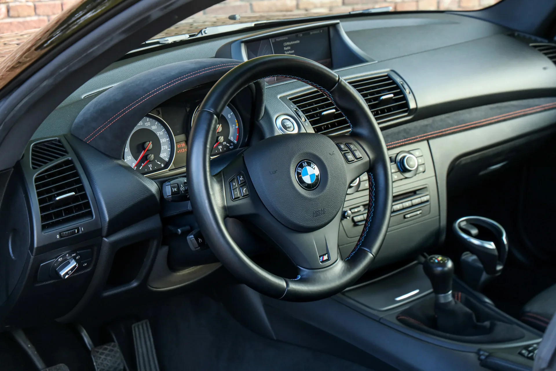 2012 BMW 1M Coupé, 3/30