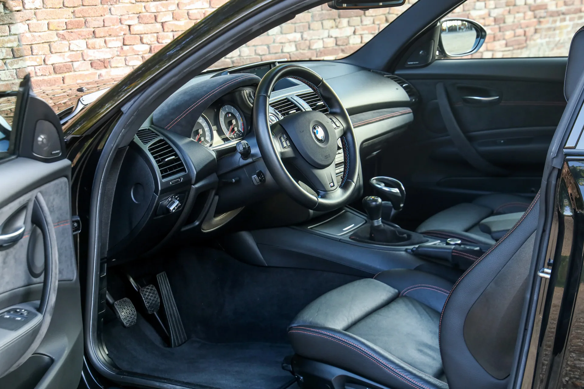 2012 BMW 1M Coupé, 28/30