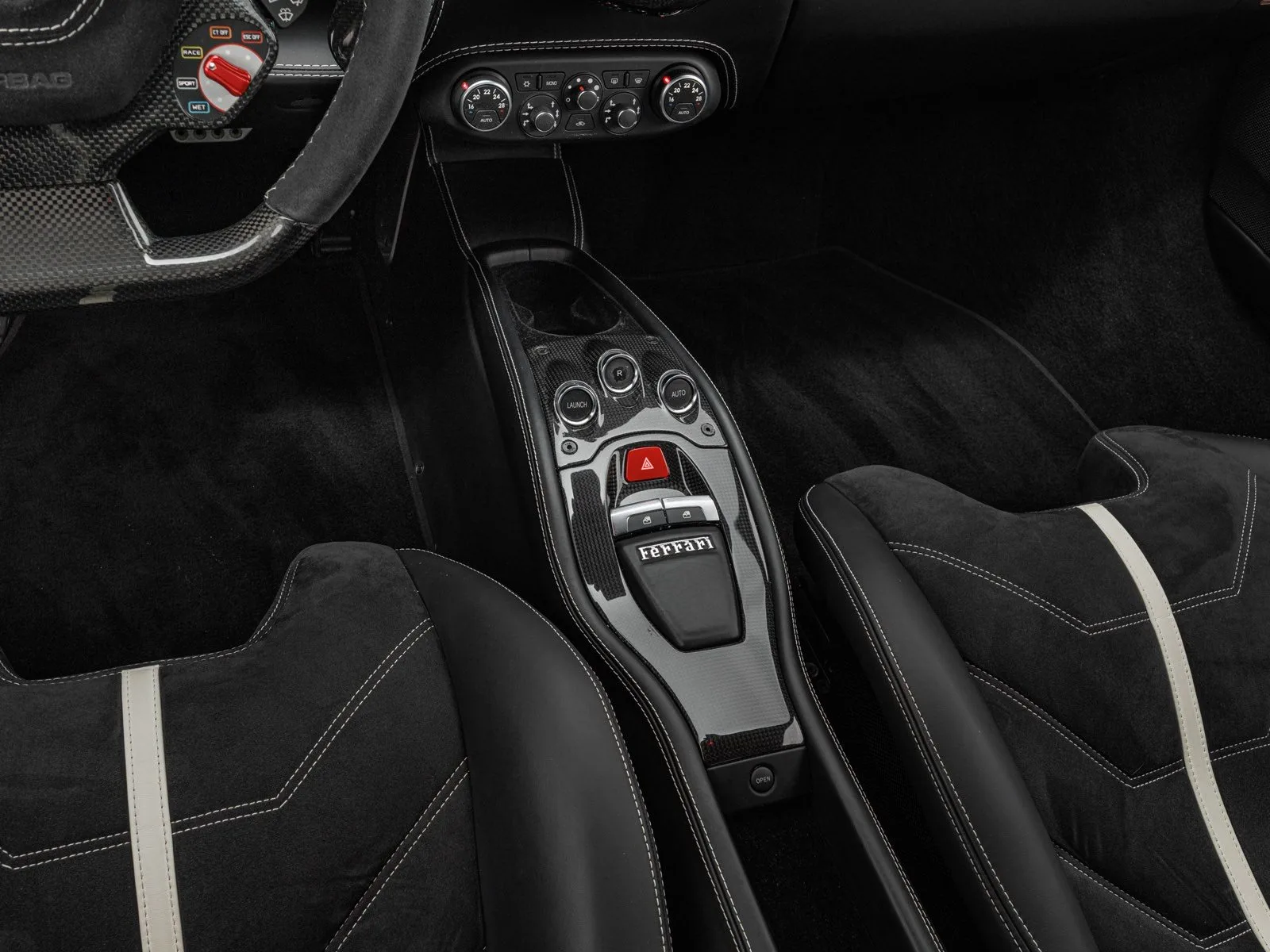 2012 Ferrari 458 Italia, 13/27