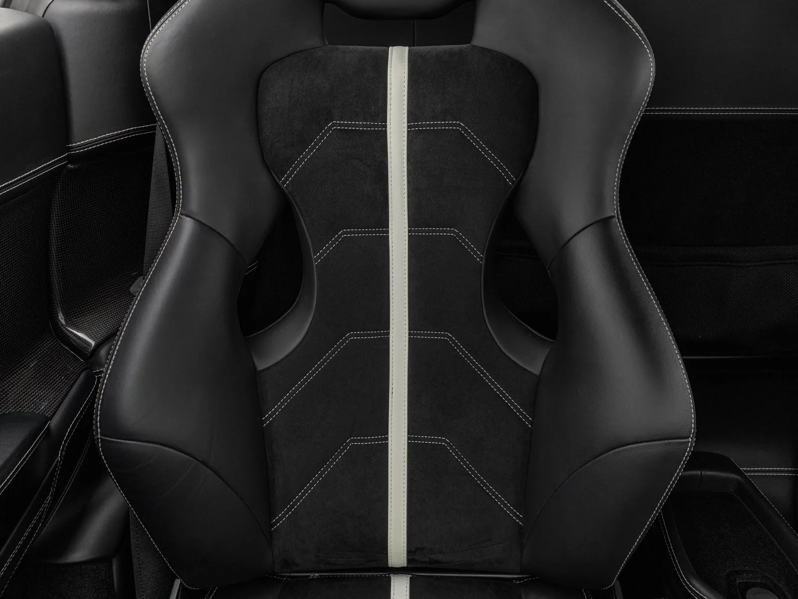 2012 Ferrari 458 Italia, 19/27