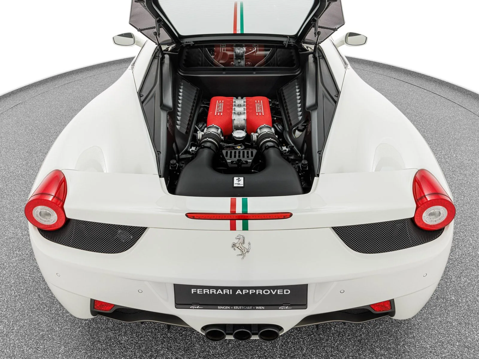 2012 Ferrari 458 Italia, 26/27