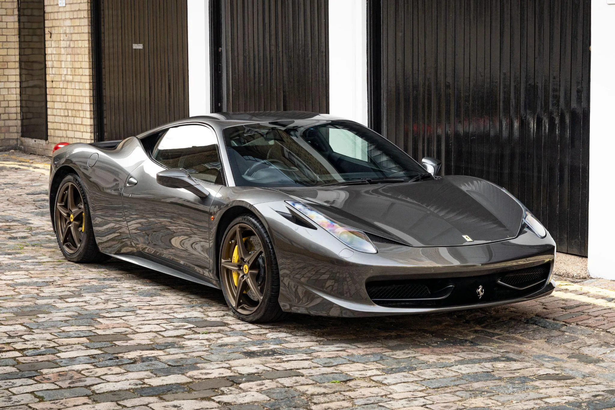 2012 Ferrari 458 Italia angeboten von einem Fachhändler in London, Vereinigtes Königreich, Hauptfoto