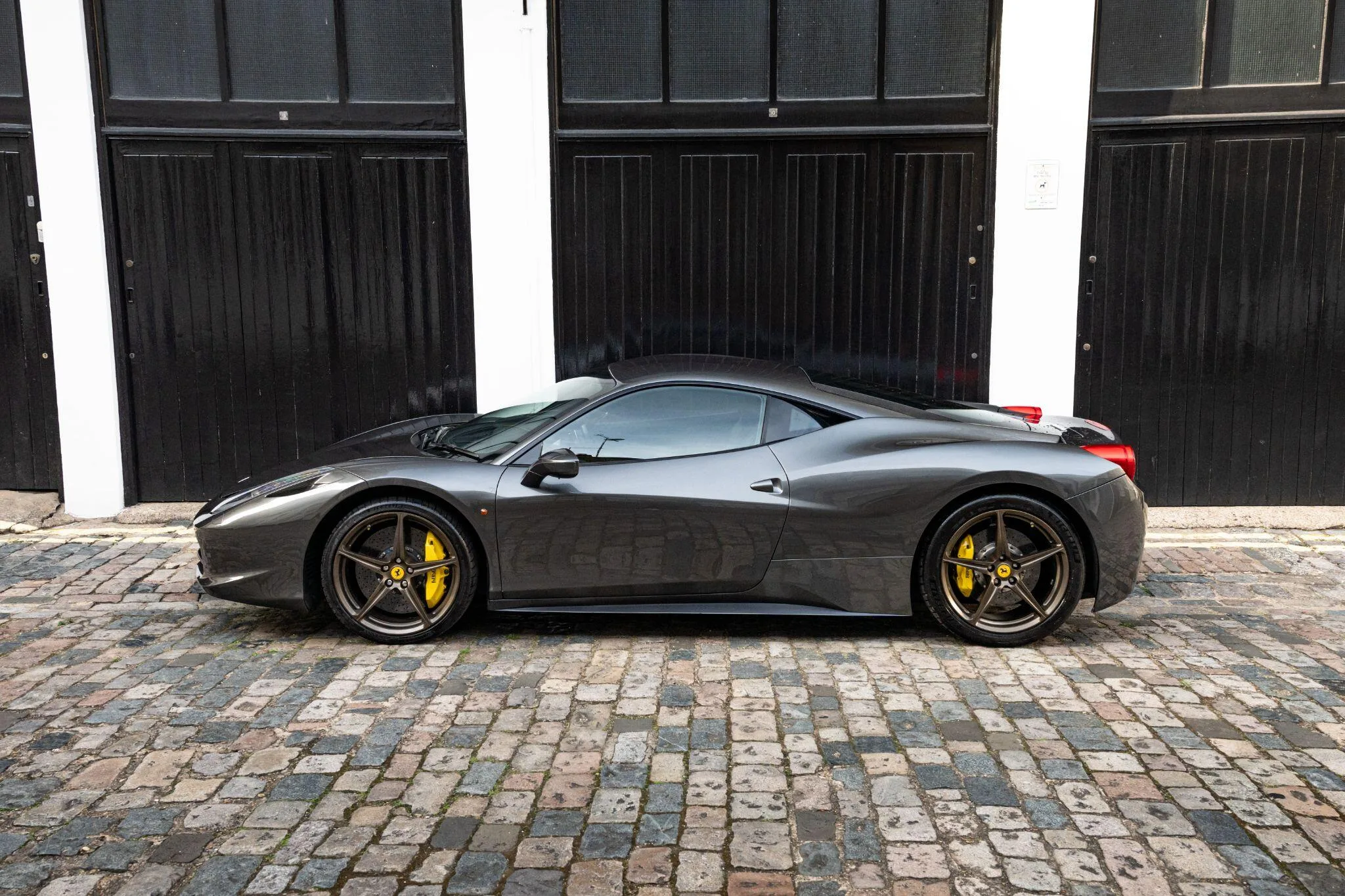 2012 Ferrari 458 Italia, 4/30