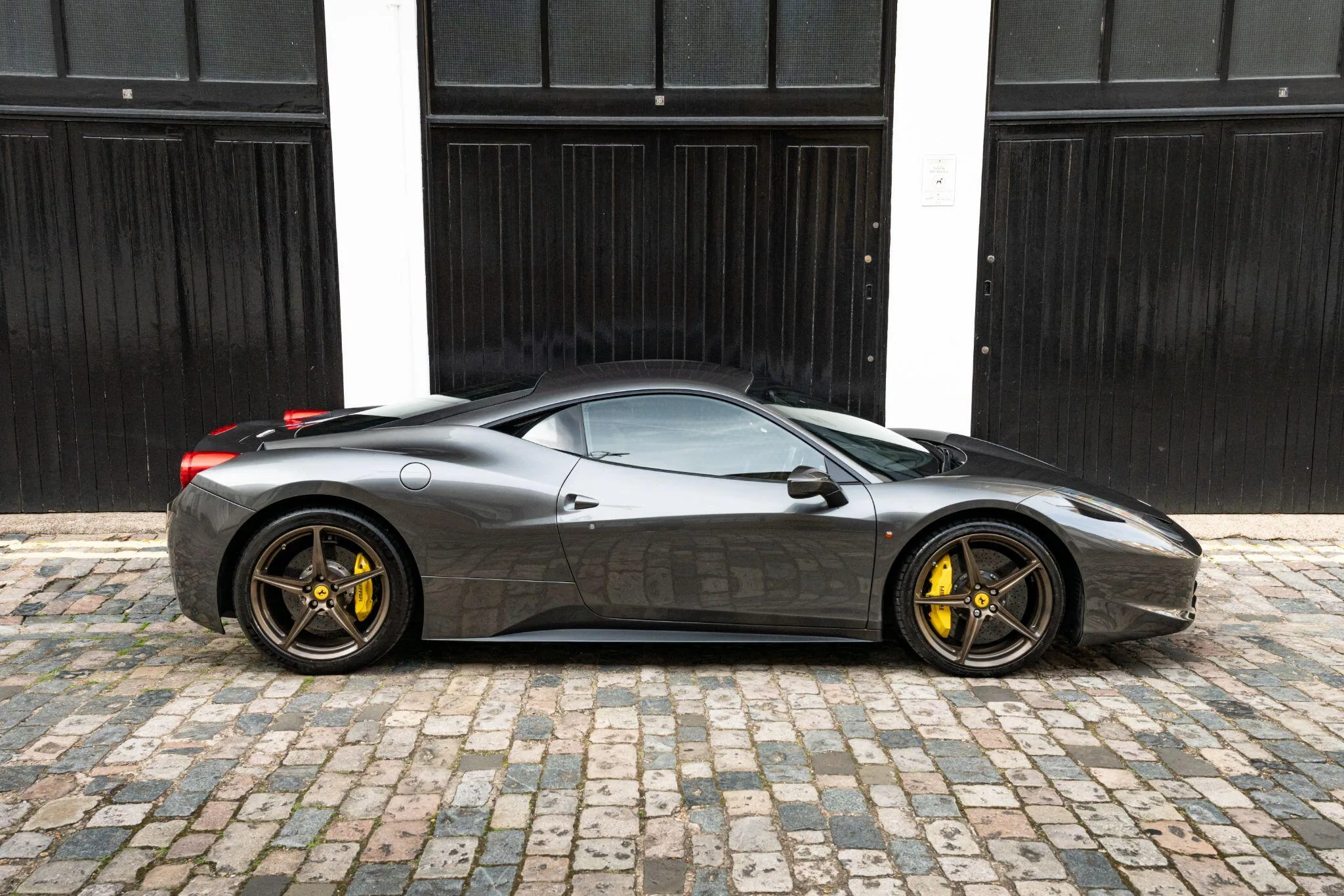 2012 Ferrari 458 Italia, 9/30