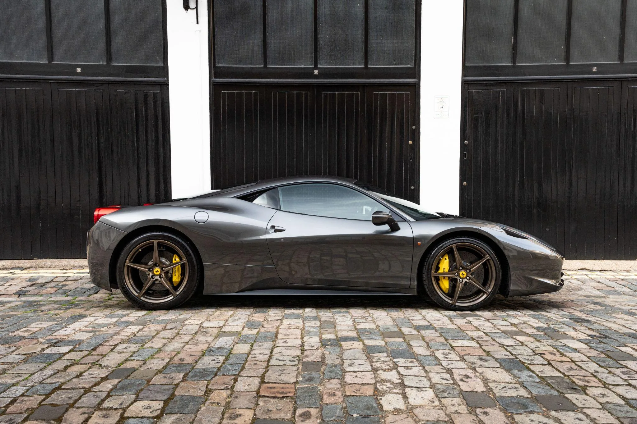 2012 Ferrari 458 Italia, 10/30