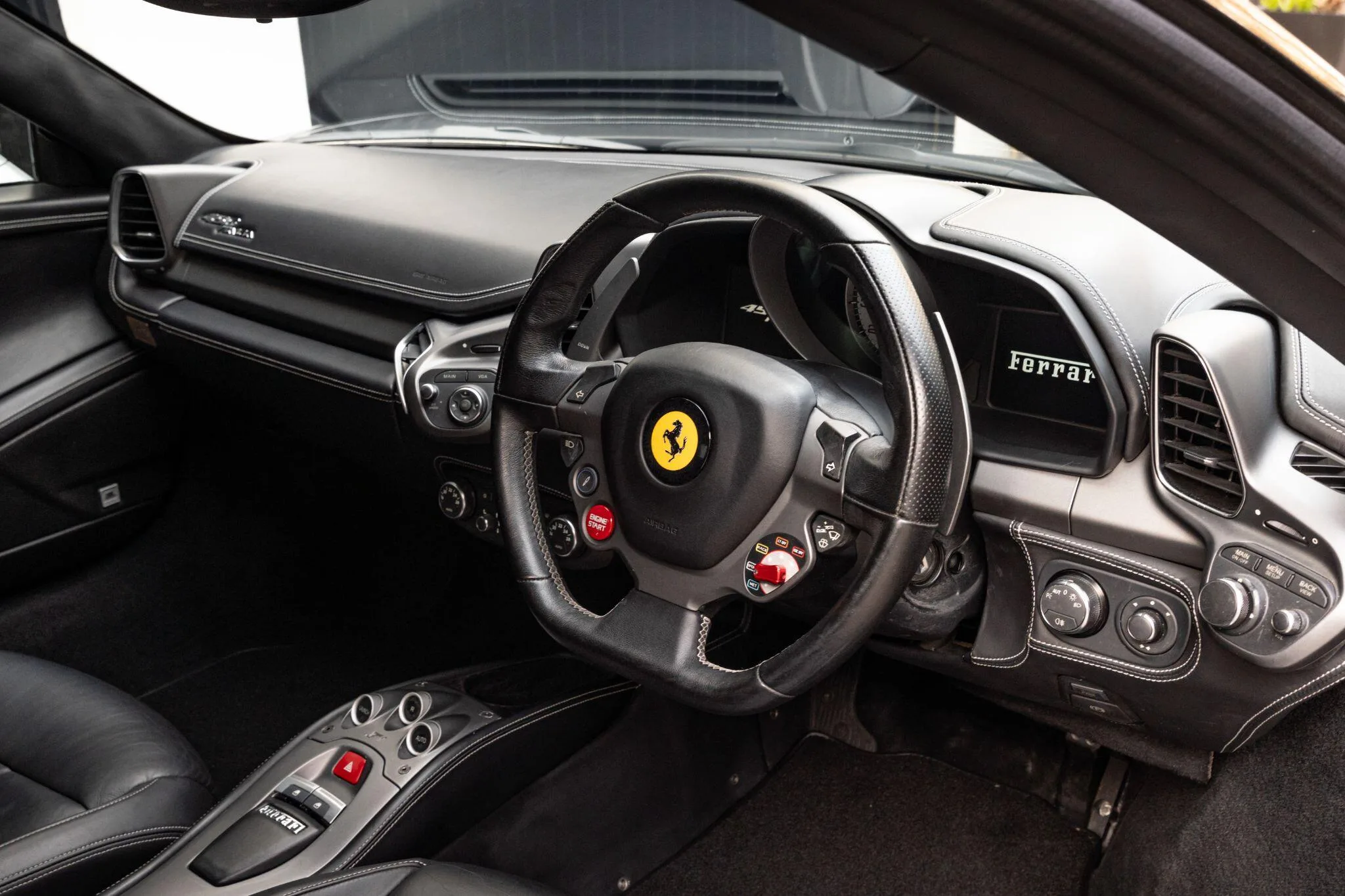2012 Ferrari 458 Italia, 14/30