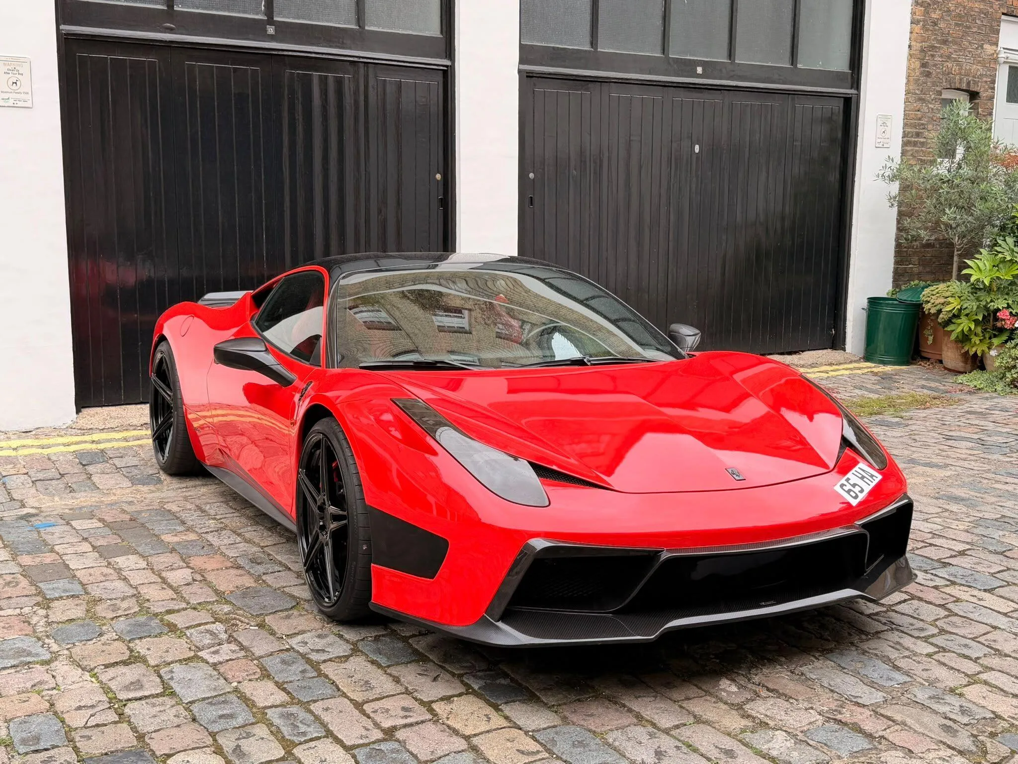 2012 Ferrari 458 Italia, 4/30
