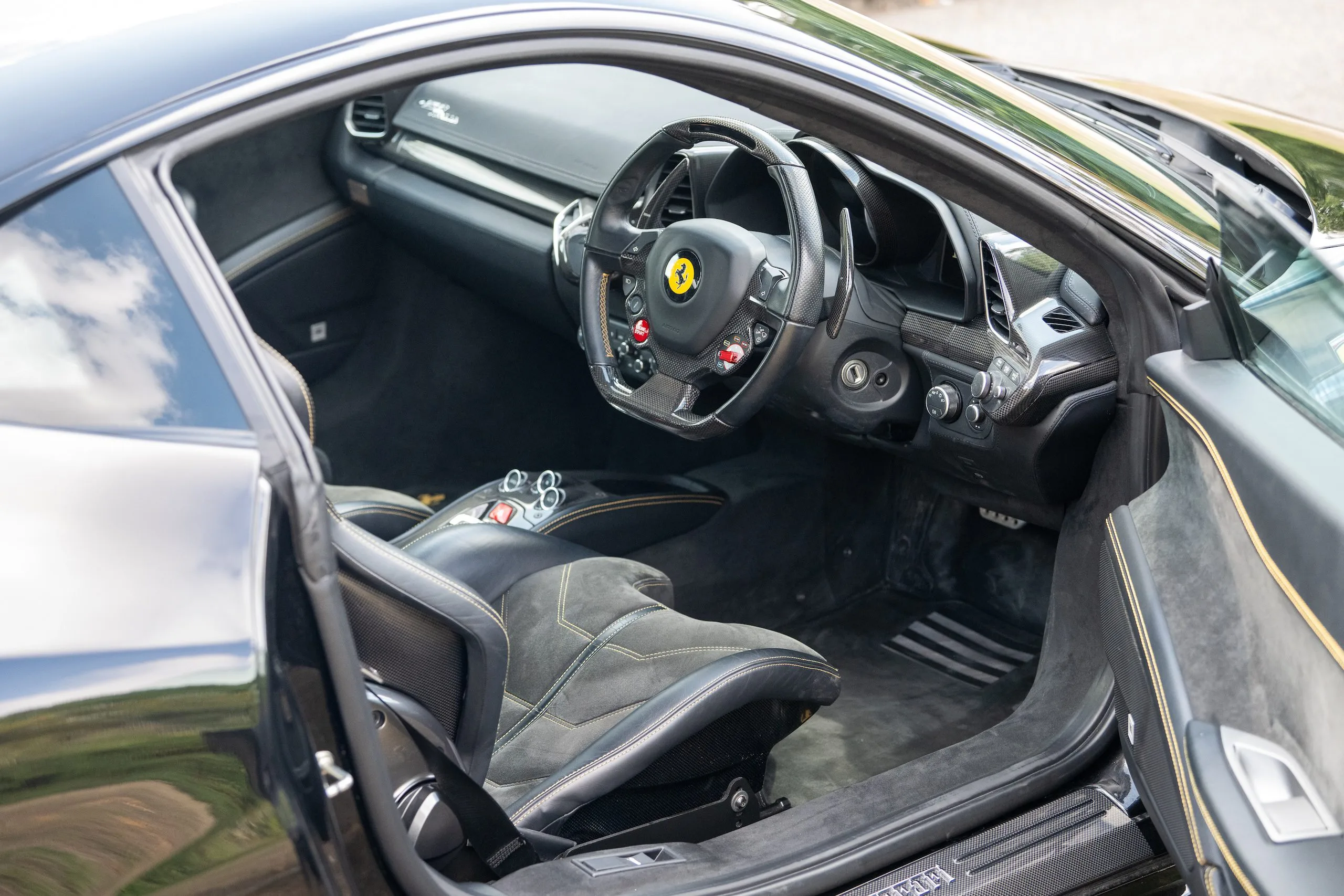 2012 Ferrari 458 Italia, 6/24