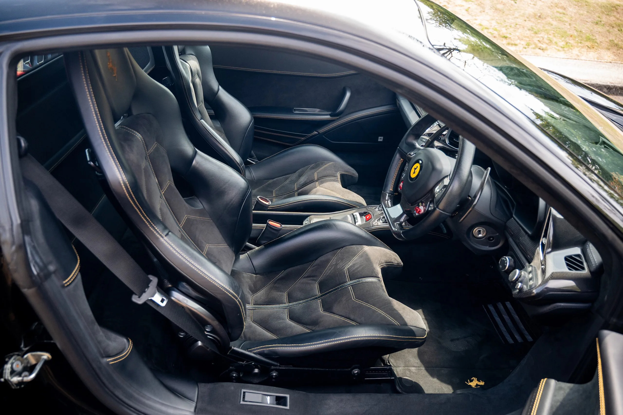 2012 Ferrari 458 Italia, 22/24