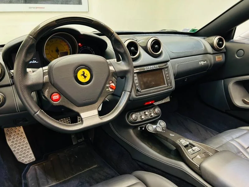 2012 Ferrari California, 3/20