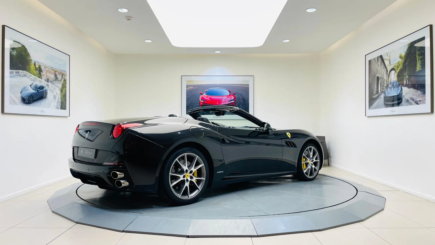 2012 Ferrari California, 3/23