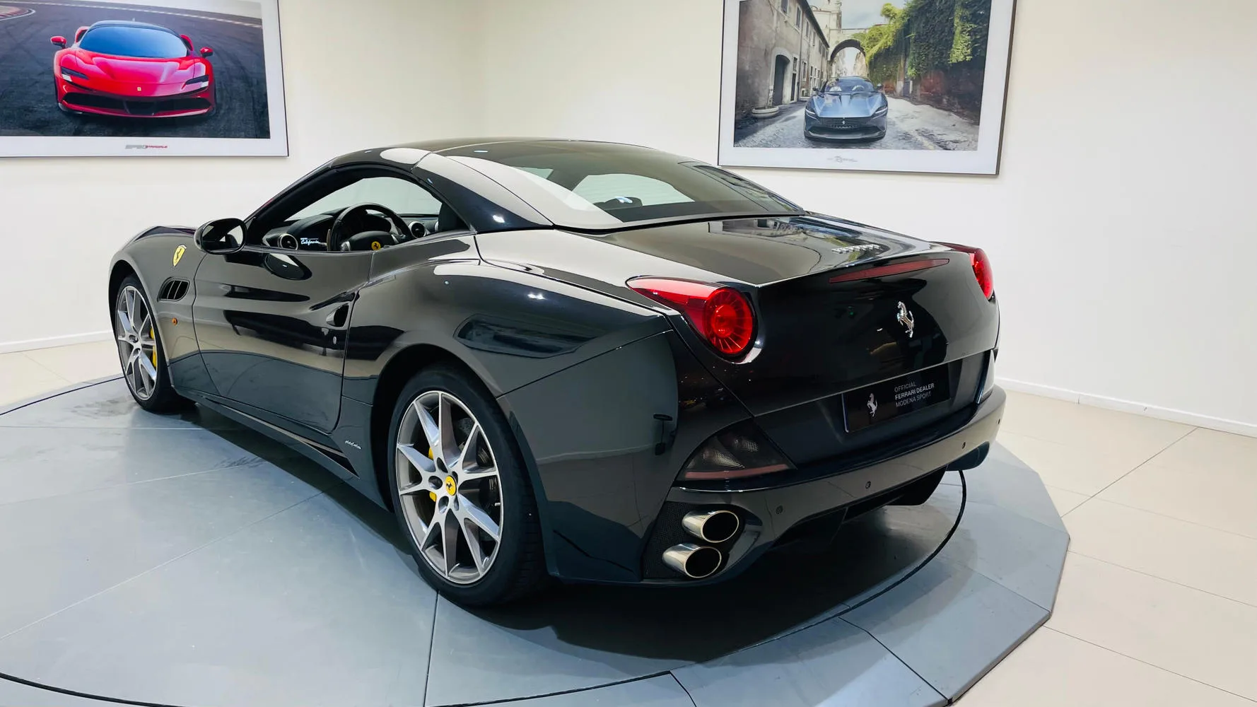 2012 Ferrari California, 11/23