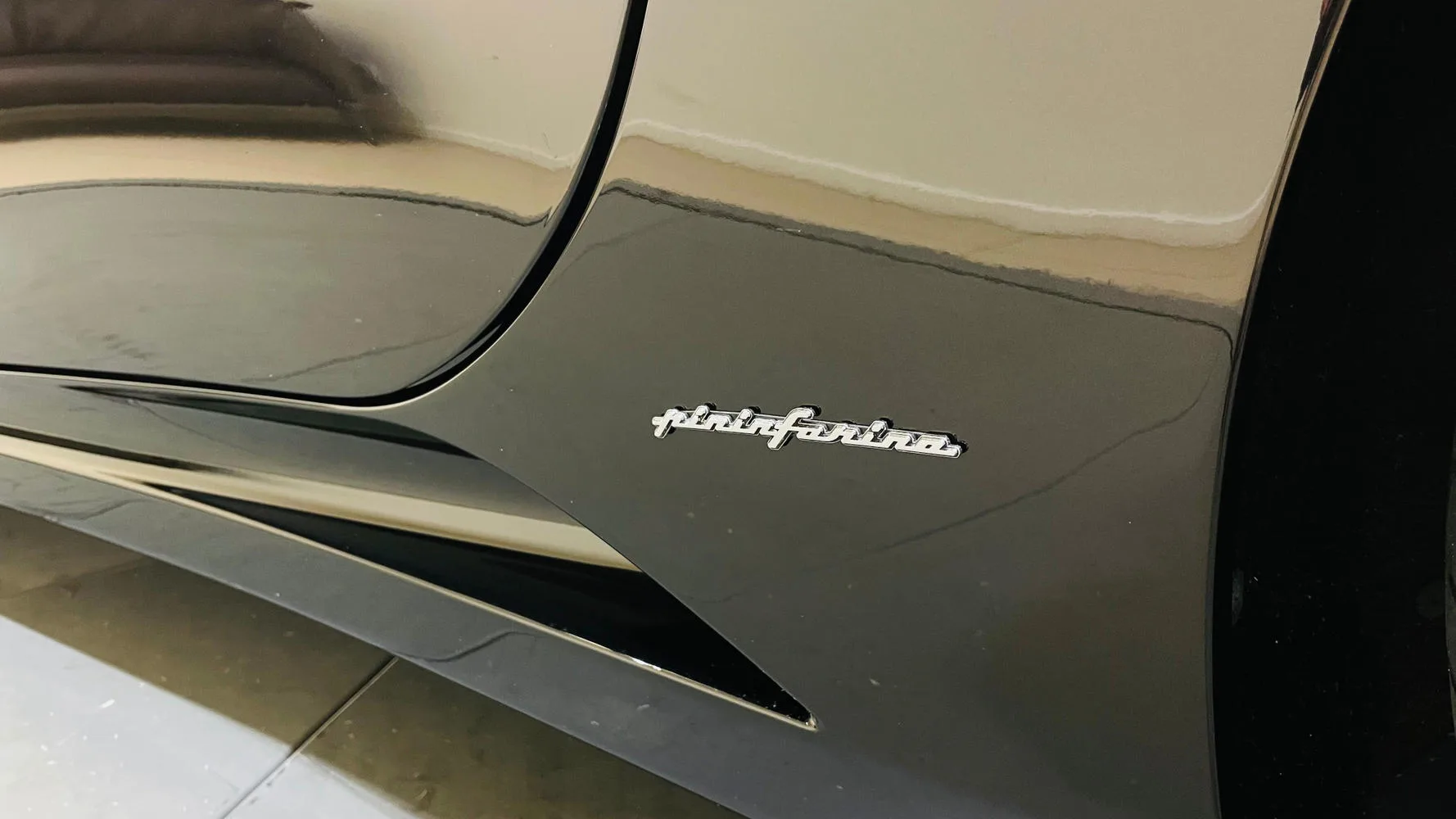 2012 Ferrari California, 12/23
