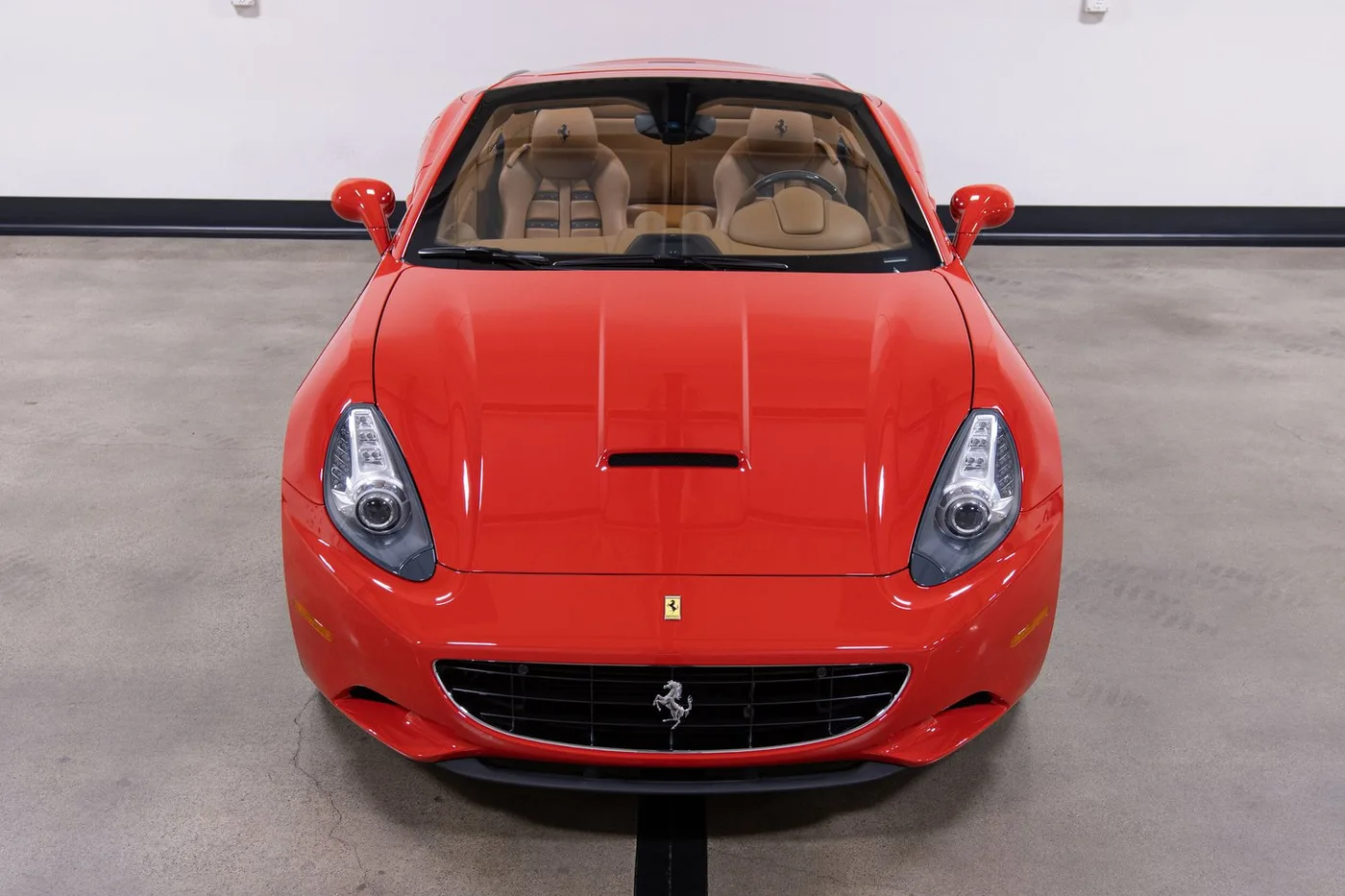 2012 Ferrari California sold by a specialist dealer in Costa Mesa, United States, photo 12 of 15