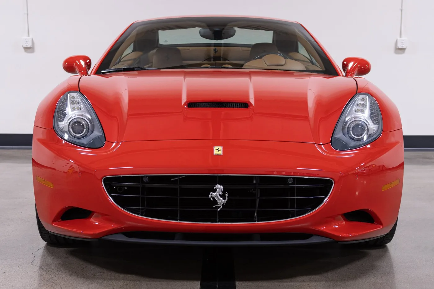 2012 Ferrari California sold by a specialist dealer in Costa Mesa, United States, photo 15 of 15
