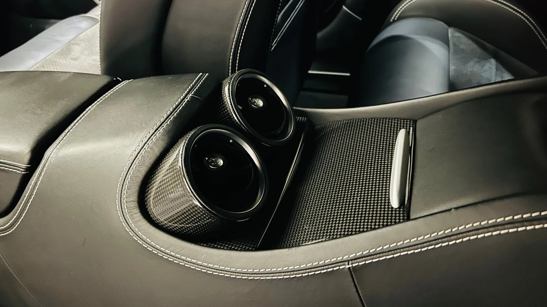 2012 Ferrari FF, 19/30