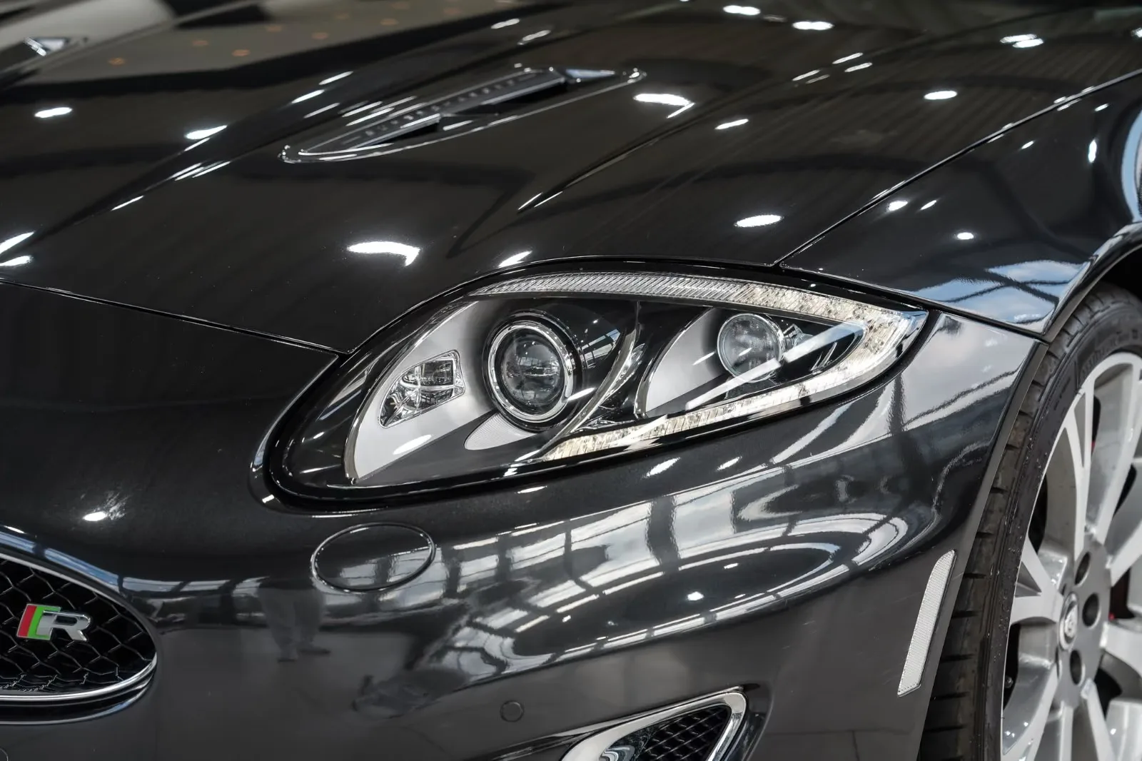 2012 Jaguar XKR Portfolio, 11/30
